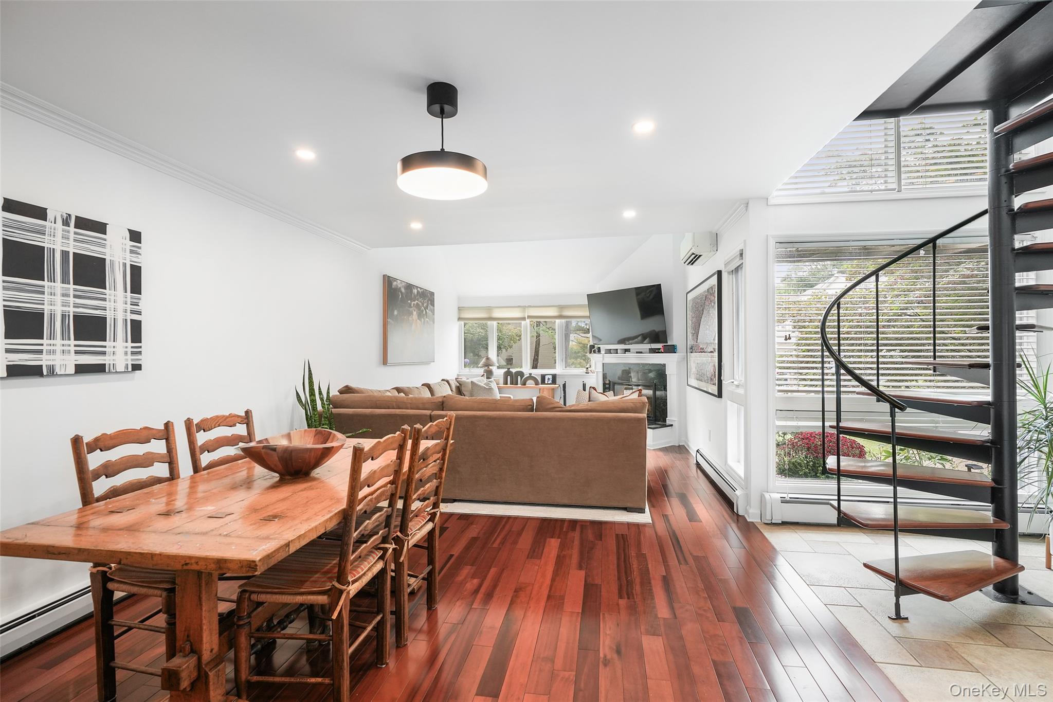 #7 photo, 110 Round Hill Road, Dobbs Ferry , NY 10522