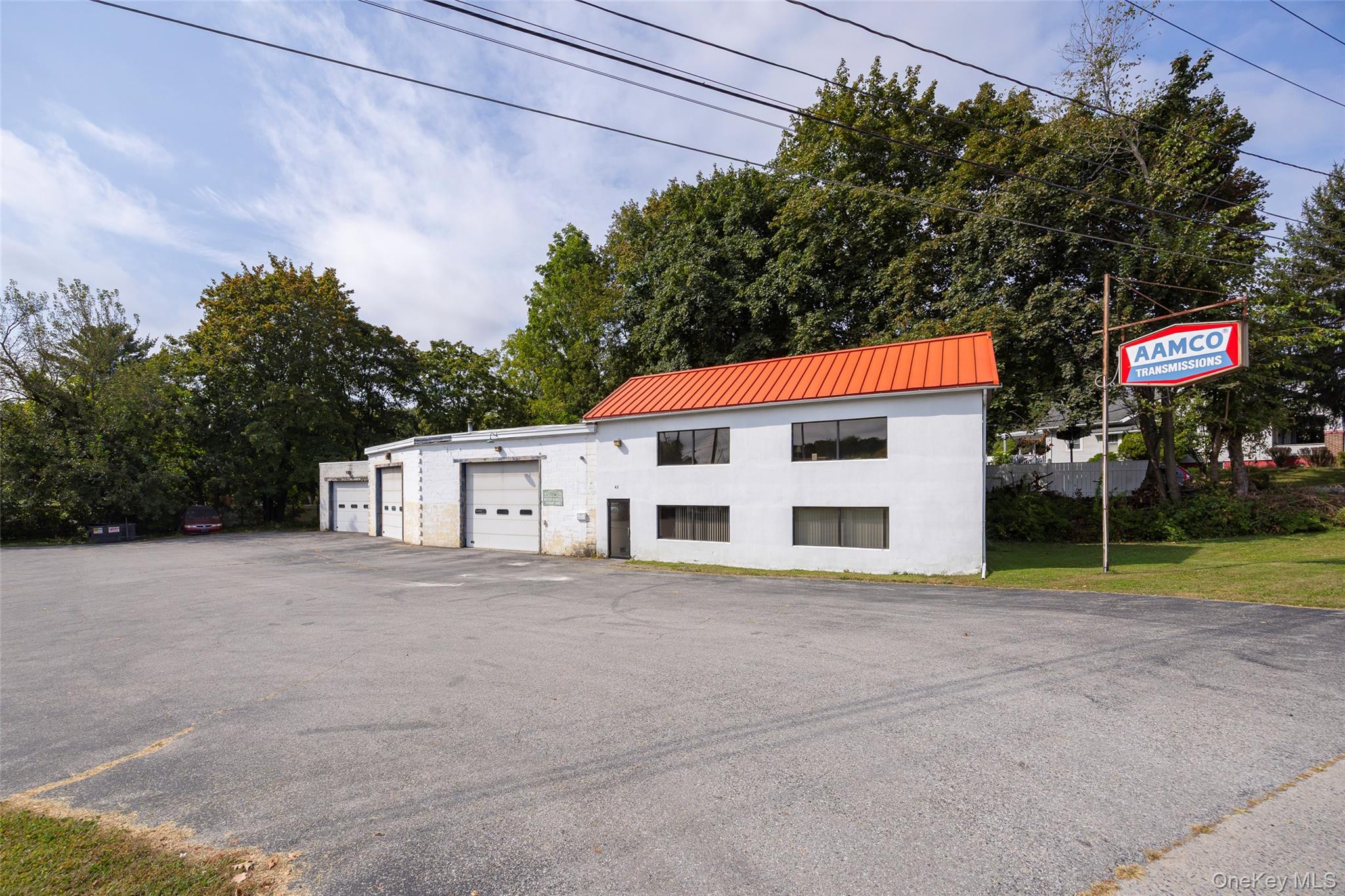 #2 photo, 44 Manchester Road, Poughkeepsie , NY 12603