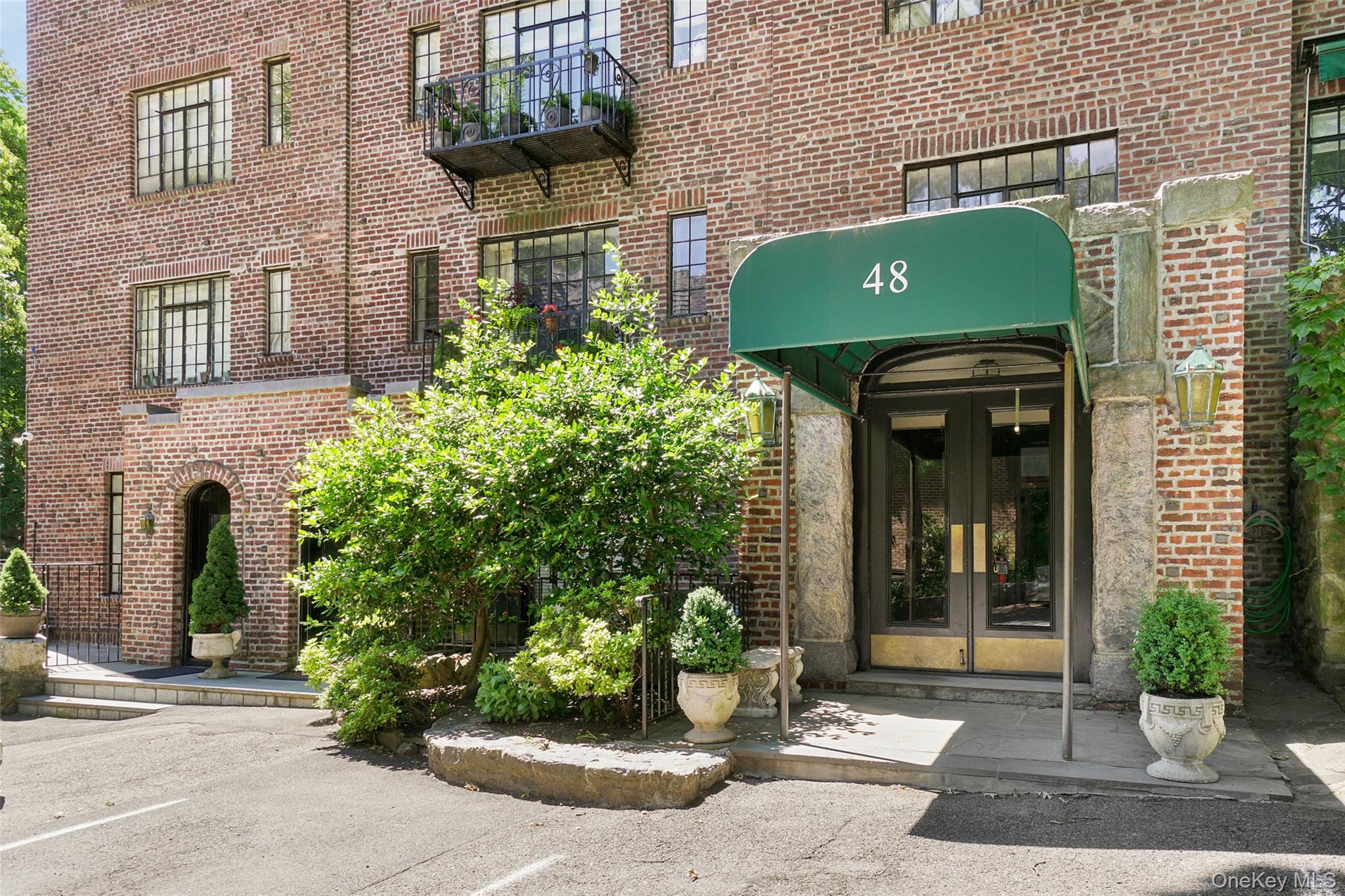 #1 photo, 48 Sagamore Road, Bronxville , NY 10708