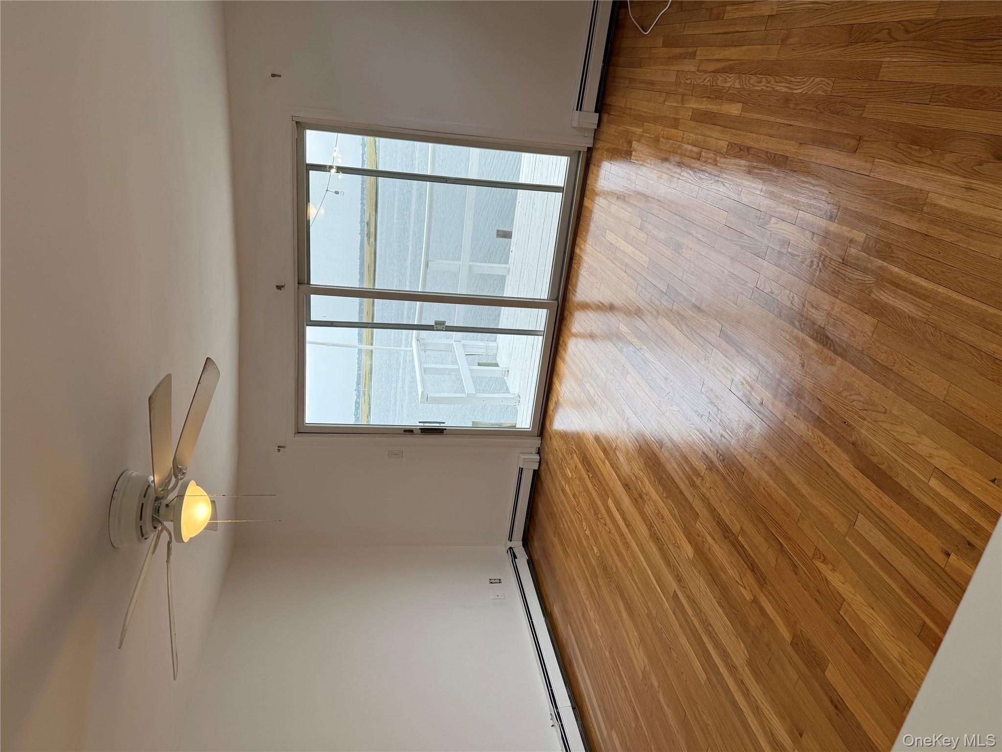 #5 photo, 923 West Park Avenue, Long Beach , NY 11756