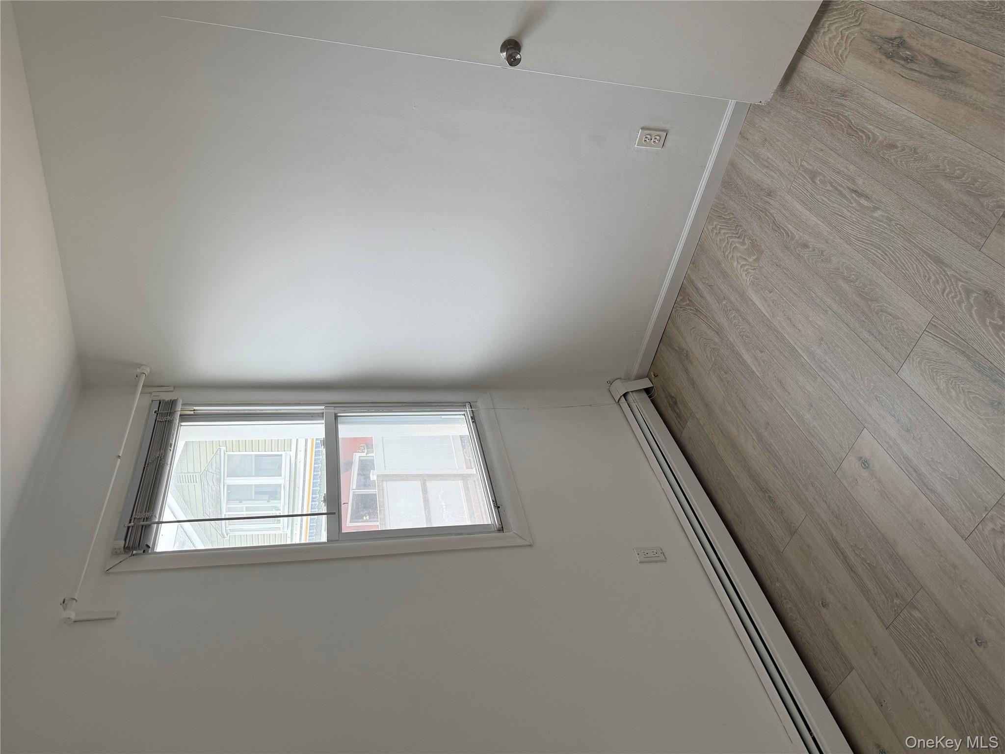 #8 photo, 923 West Park Avenue, Long Beach , NY 11756