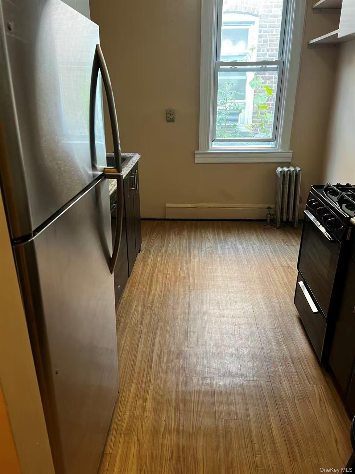 #4 photo, 56-17 Metropolitan Avenue, クイーンズ区 Ridgewood , NY 11385