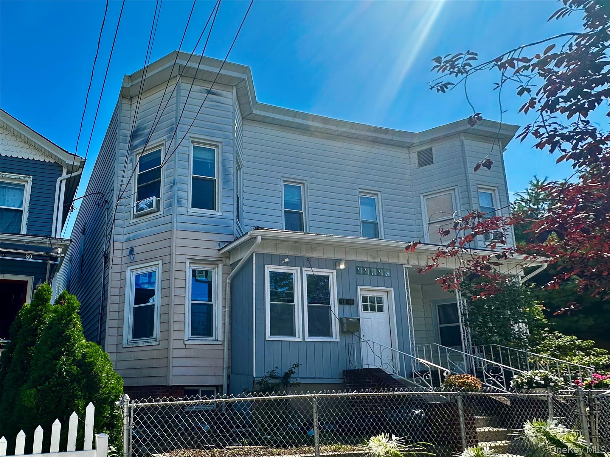 #1 photo, 18-17 125th Street, कॉलेज पॉइंट College Point , NY 11356