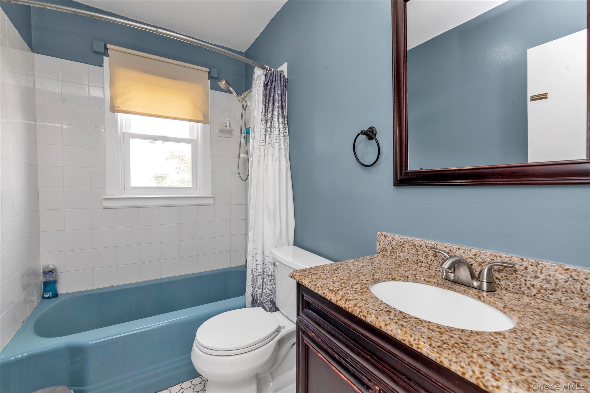 #13 photo, 1039 Elizabeth Street, מחוז נסאו Baldwin , NY 11510