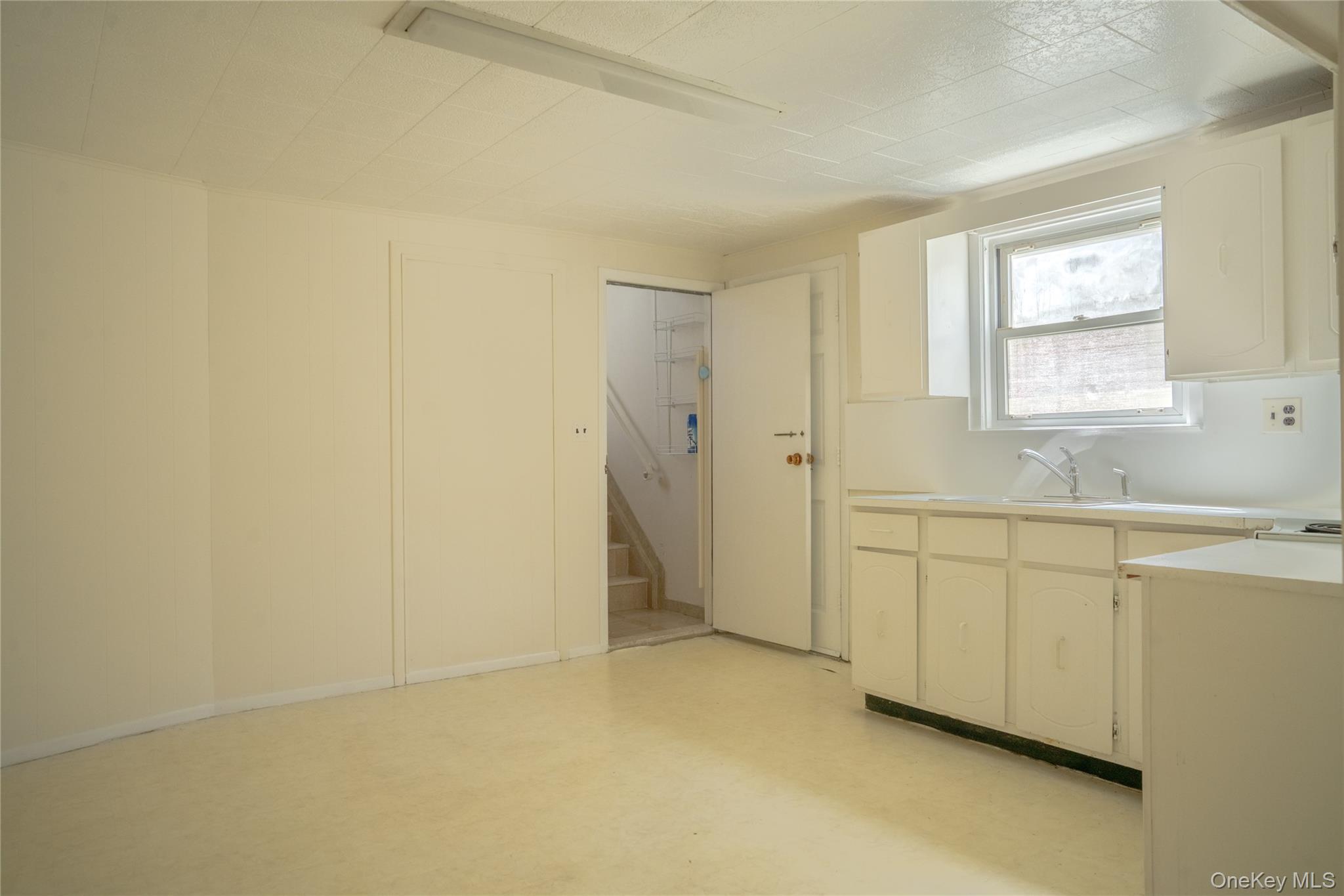 #11 photo, 1109 Jefferson Place, Baldwin , NY 11510