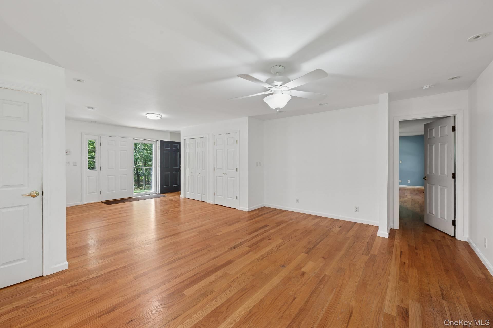 #10 photo, 70 Straight Path, Southampton , NY 11968