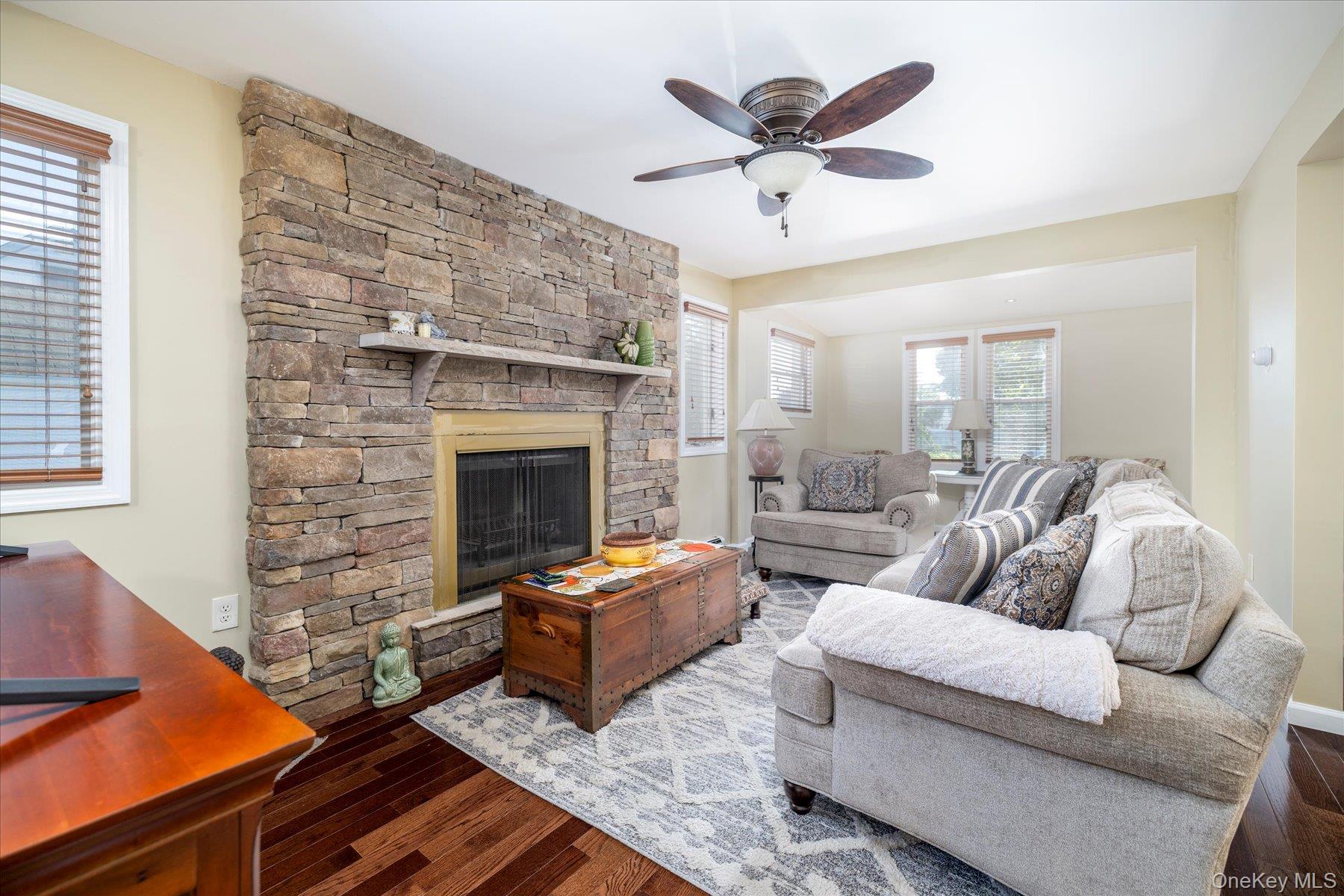 #1 photo, 2989 Grand Boulevard, Baldwin , NY 11510