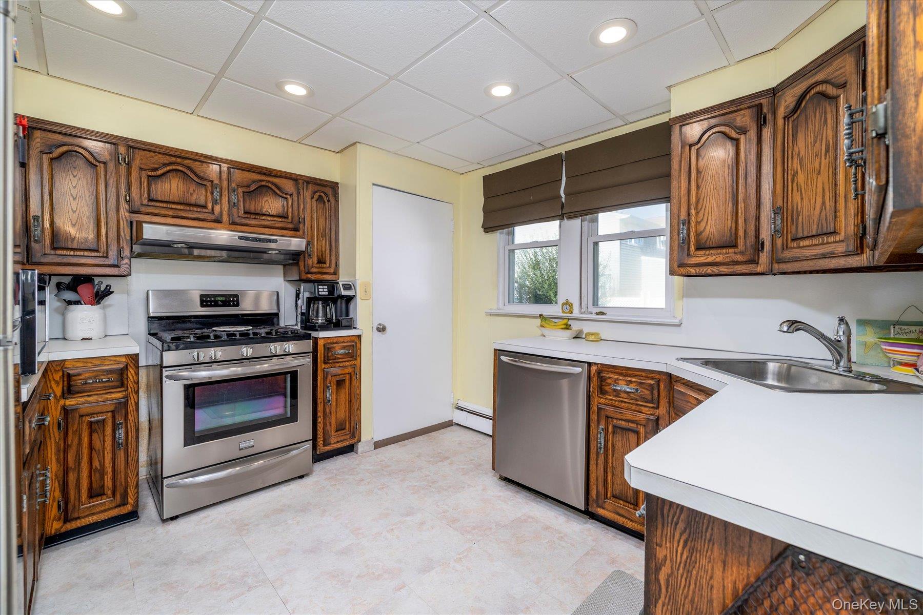 #11 photo, 2989 Grand Boulevard, Baldwin , NY 11510