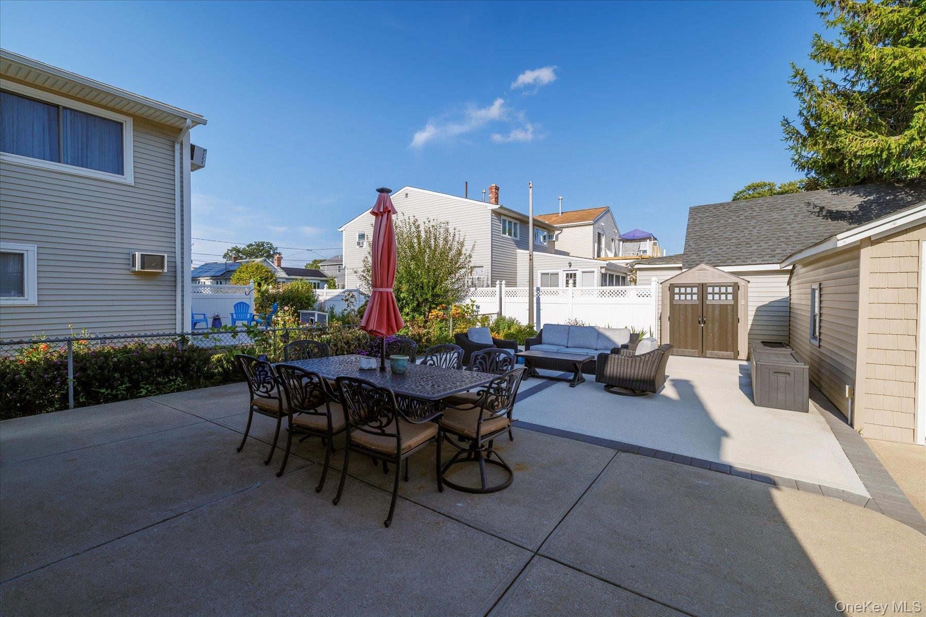 #19 photo, 2989 Grand Boulevard, Baldwin , NY 11510