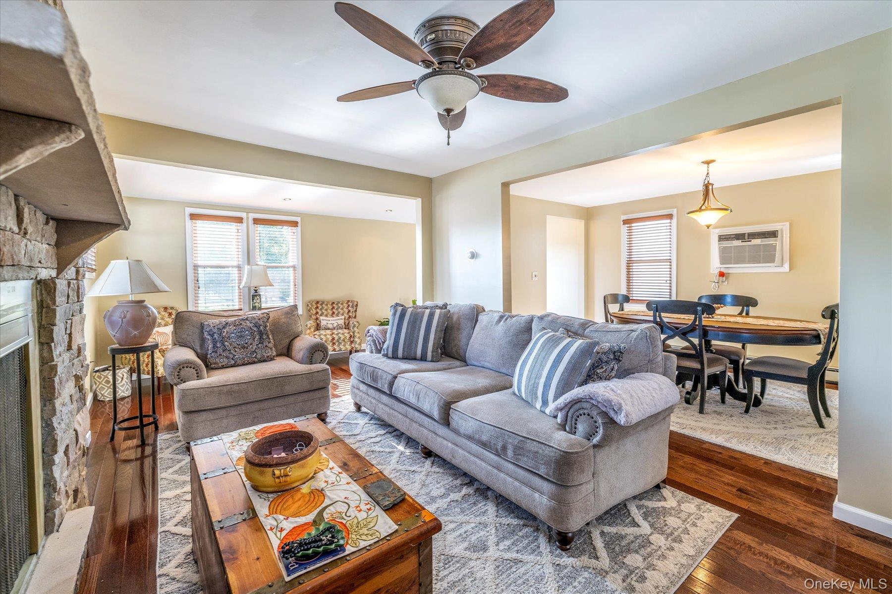 #6 photo, 2989 Grand Boulevard, Baldwin , NY 11510