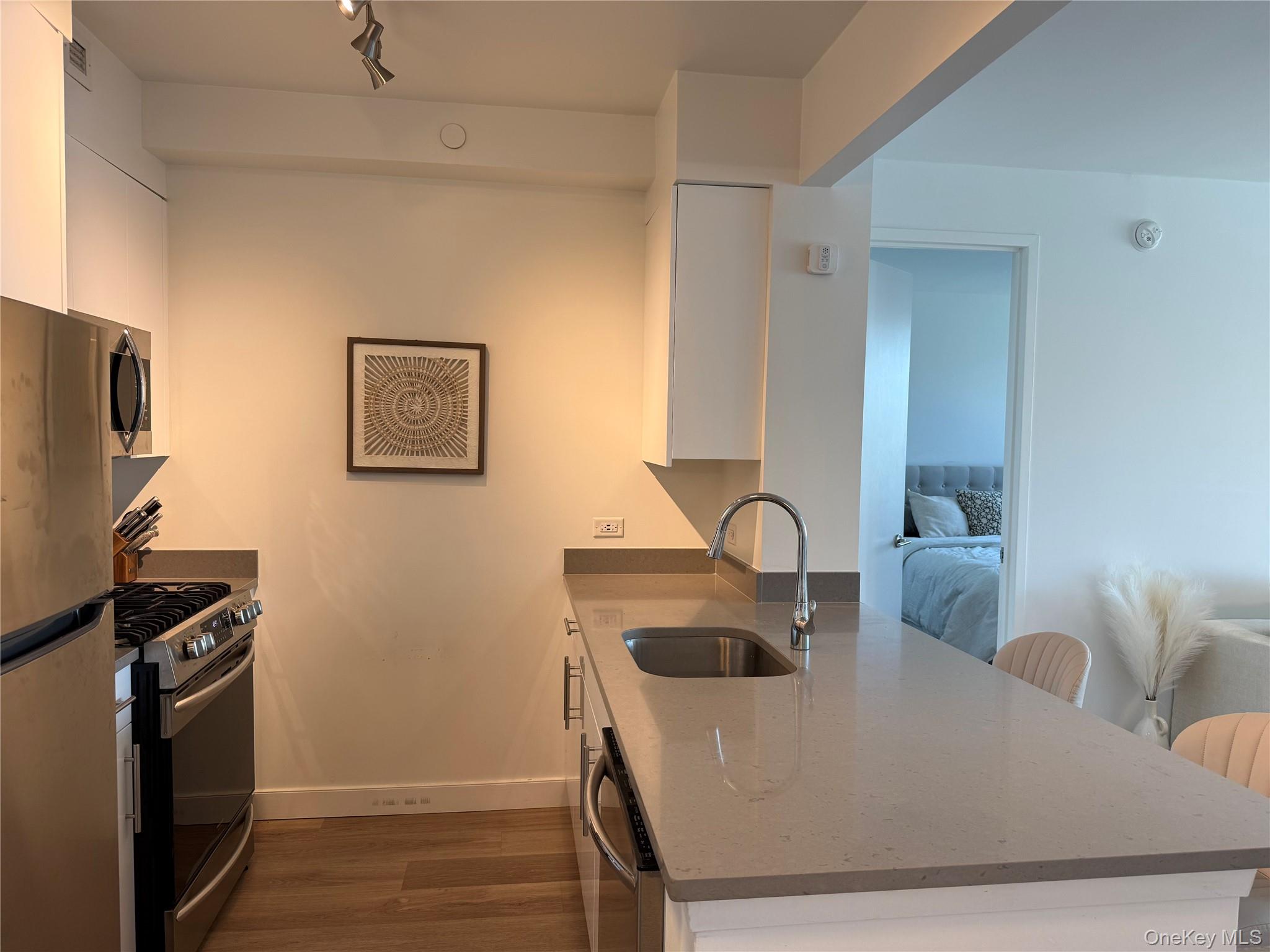 #6 photo, 52-03 Center Boulevard, Long Island City , NY 11101