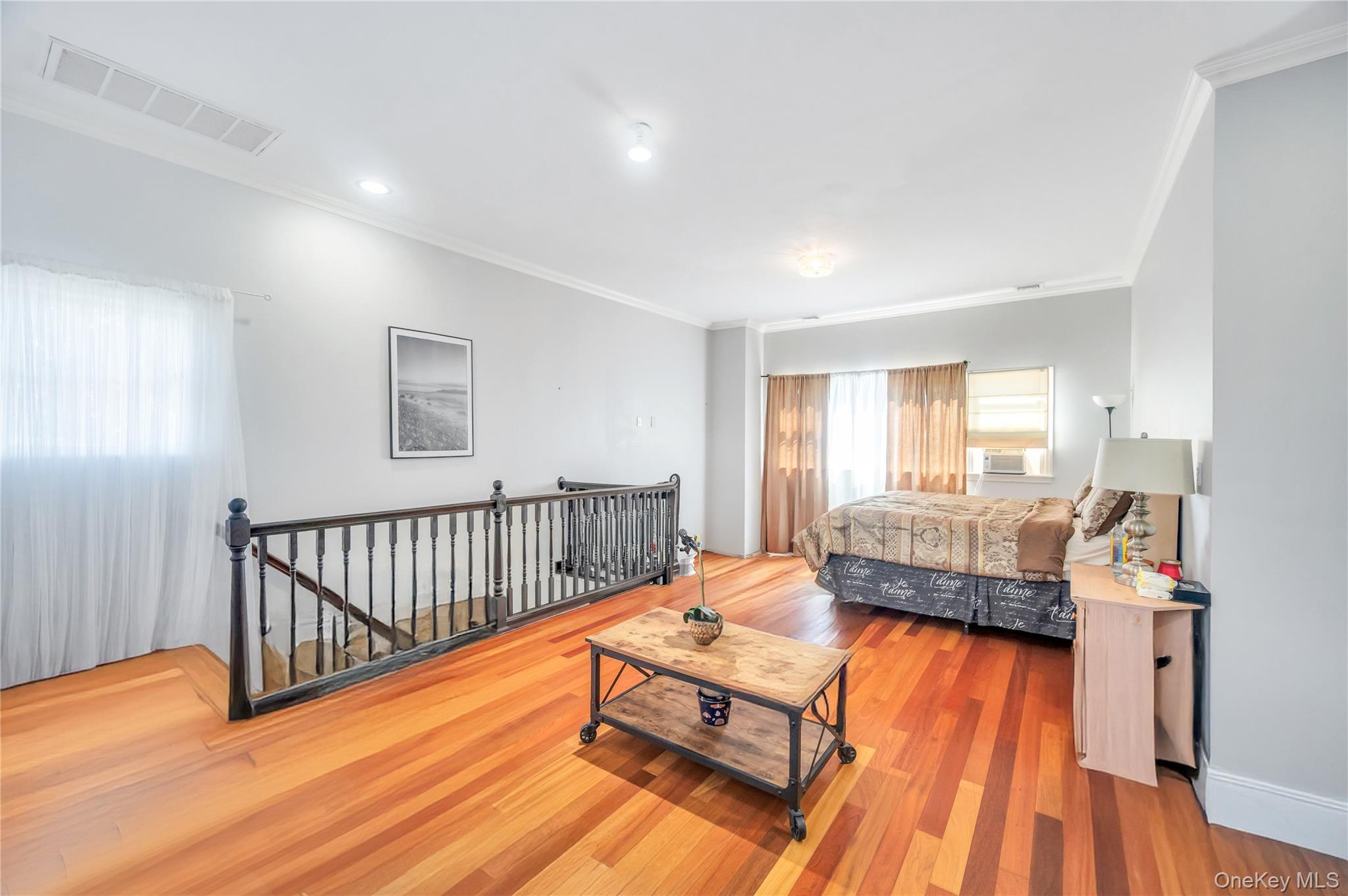 #11 photo, 6 Regal Lane, Levittown , NY 11756