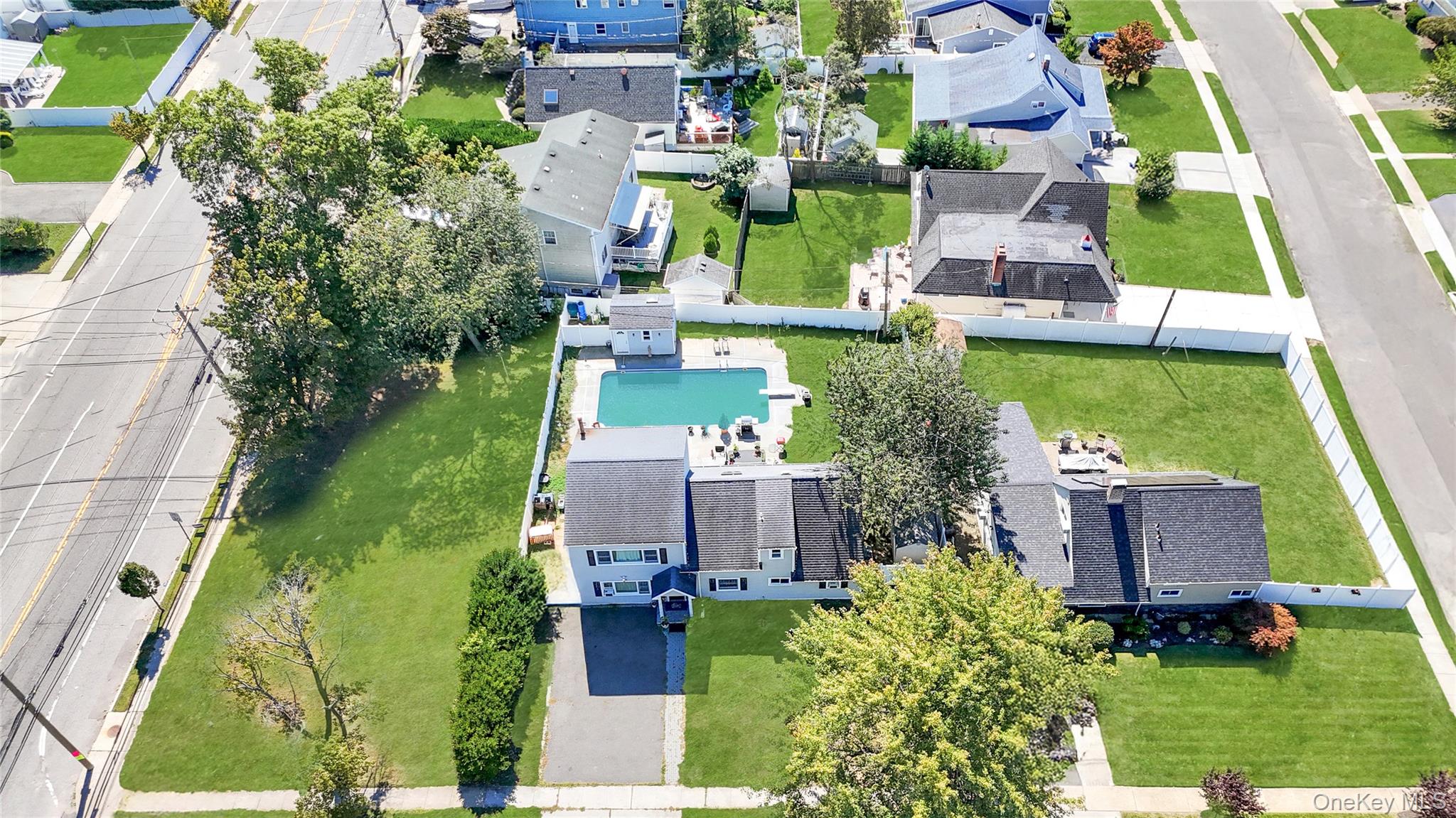 #2 photo, 6 Regal Lane, Levittown , NY 11756