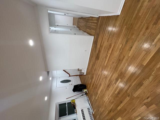 #12 photo, 35 W Belle Terre Avenue, 东长岛 Lindenhurst , NY 11757