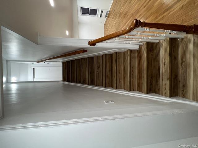 #15 photo, 35 W Belle Terre Avenue, 东长岛 Lindenhurst , NY 11757