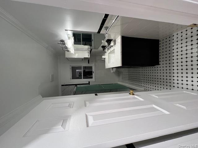 #6 photo, 35 W Belle Terre Avenue, 东长岛 Lindenhurst , NY 11757