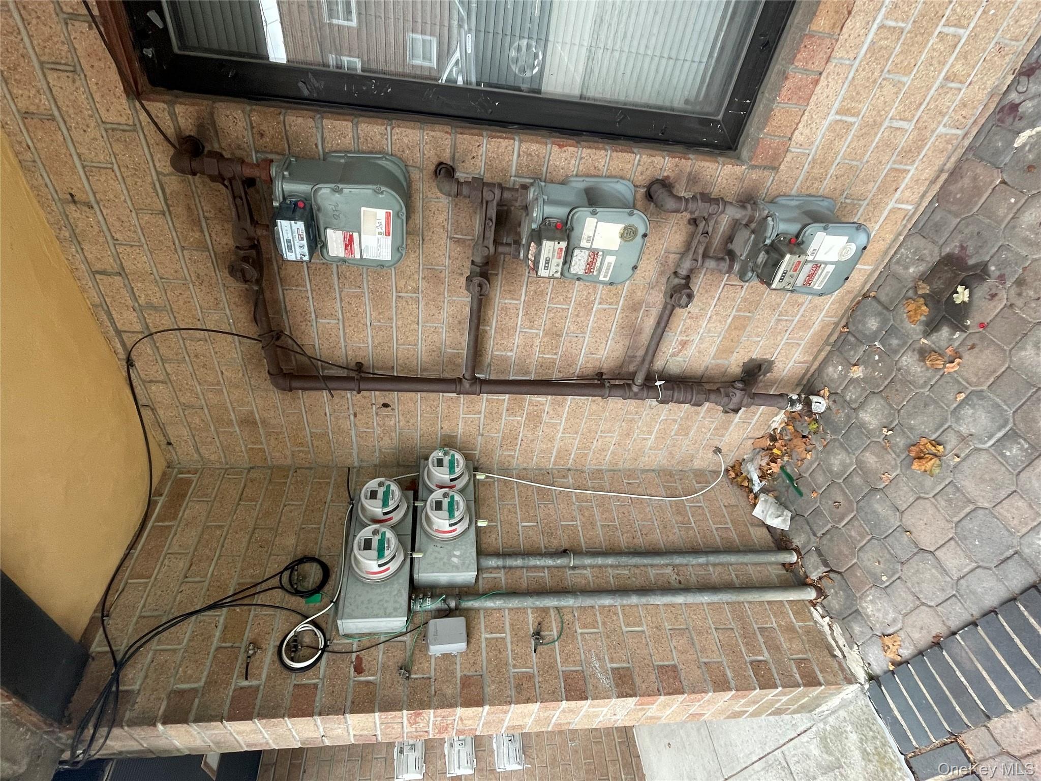 #15 photo, 76-14 69th Road, Middle Village , NY 11379