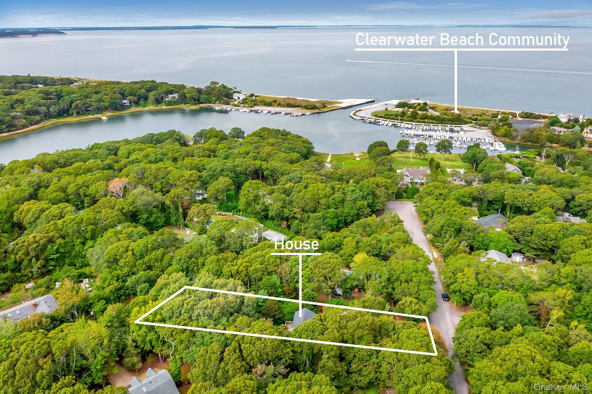 #14 photo, 18 Norfolk Drive, サフォーク郡 Springs , NY 11937