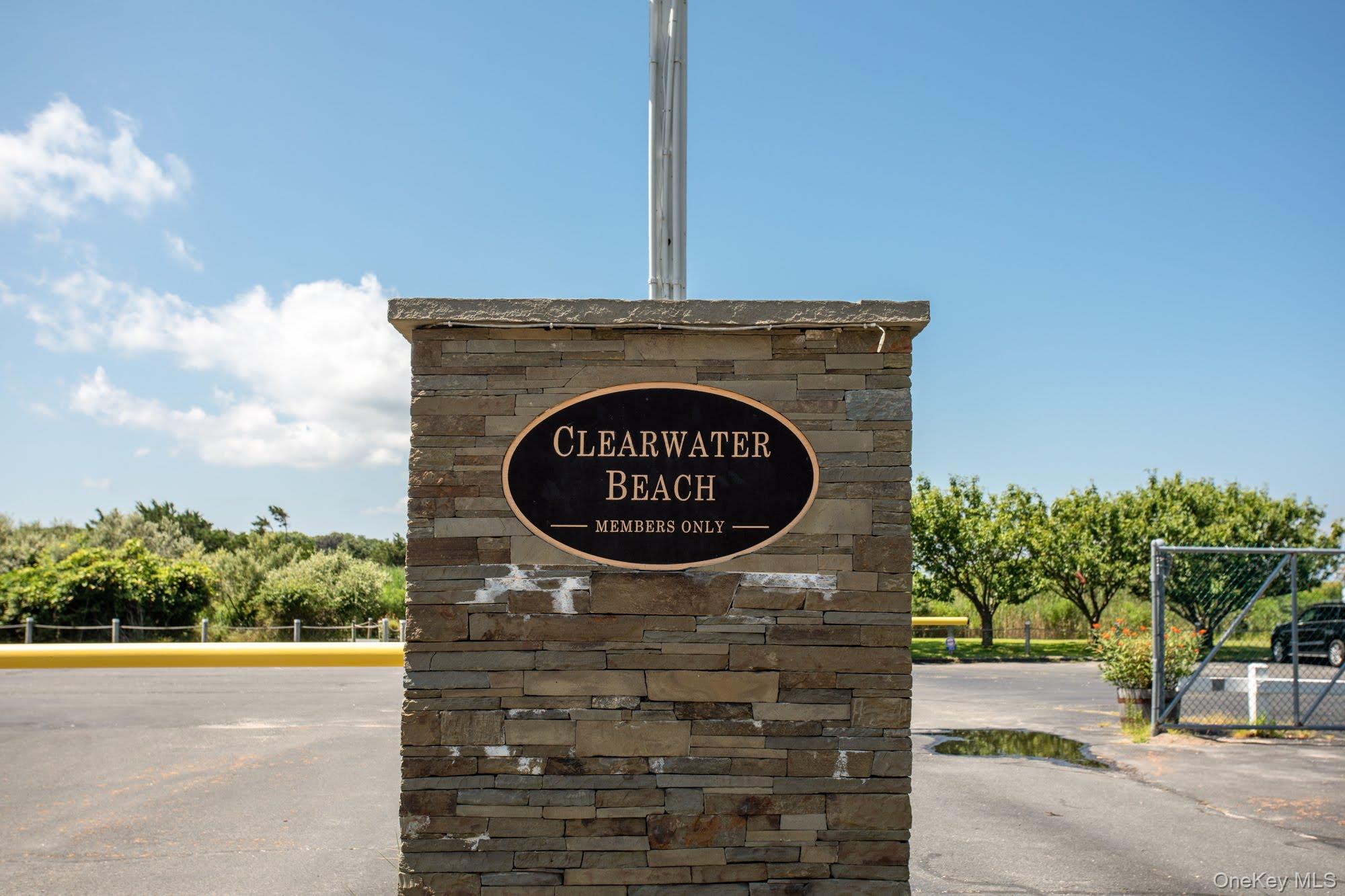 #15 photo, 18 Norfolk Drive, サフォーク郡 Springs , NY 11937