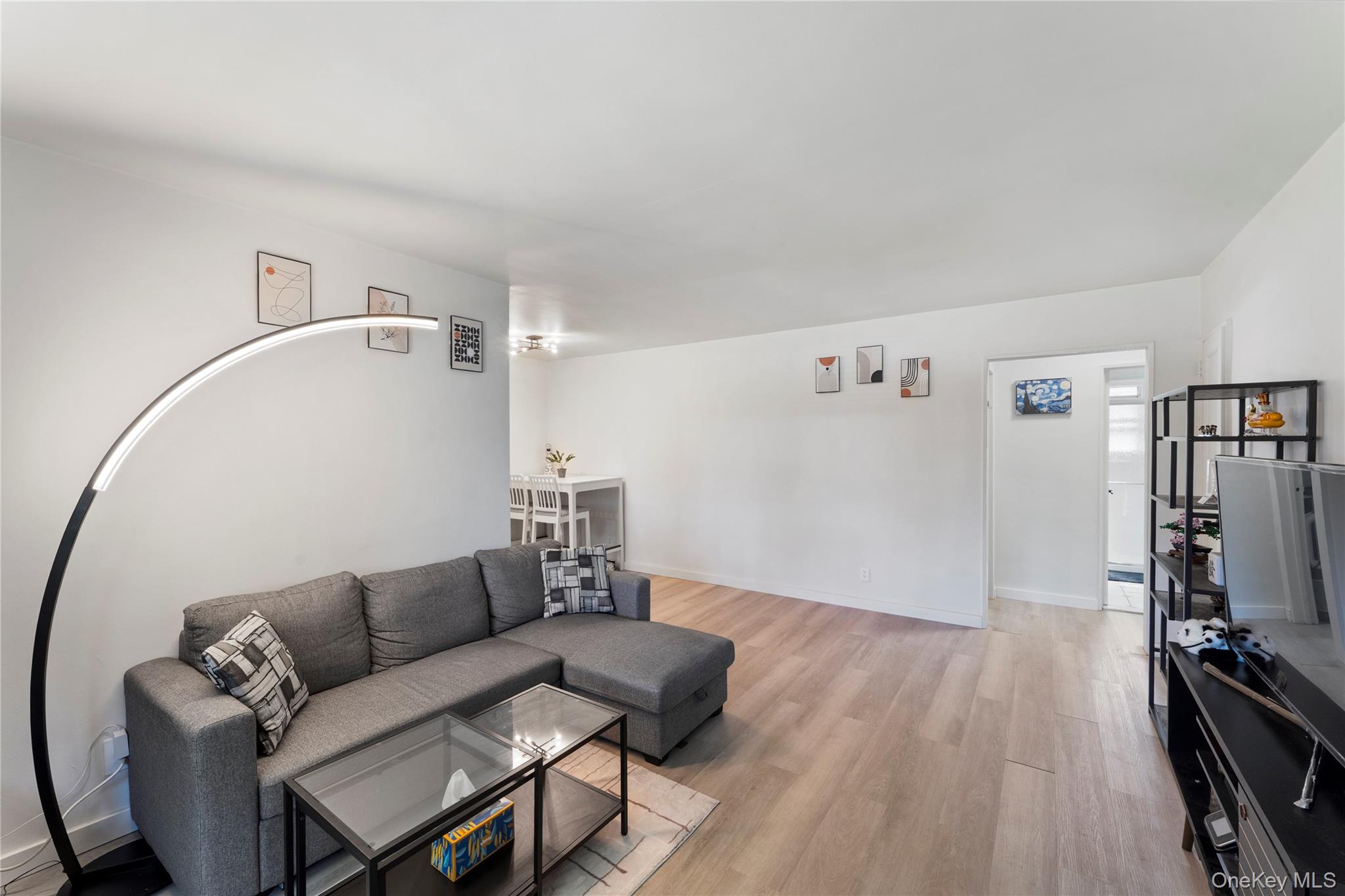 #4 photo, 249-30 63rd Avenue, Little Neck , NY 11362