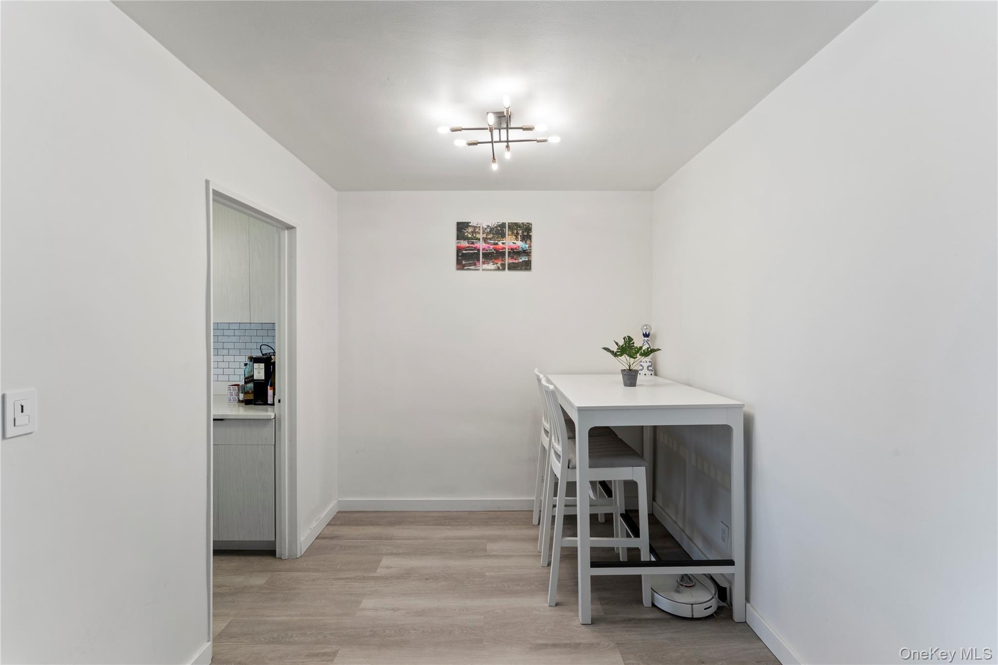 #6 photo, 249-30 63rd Avenue, Little Neck , NY 11362