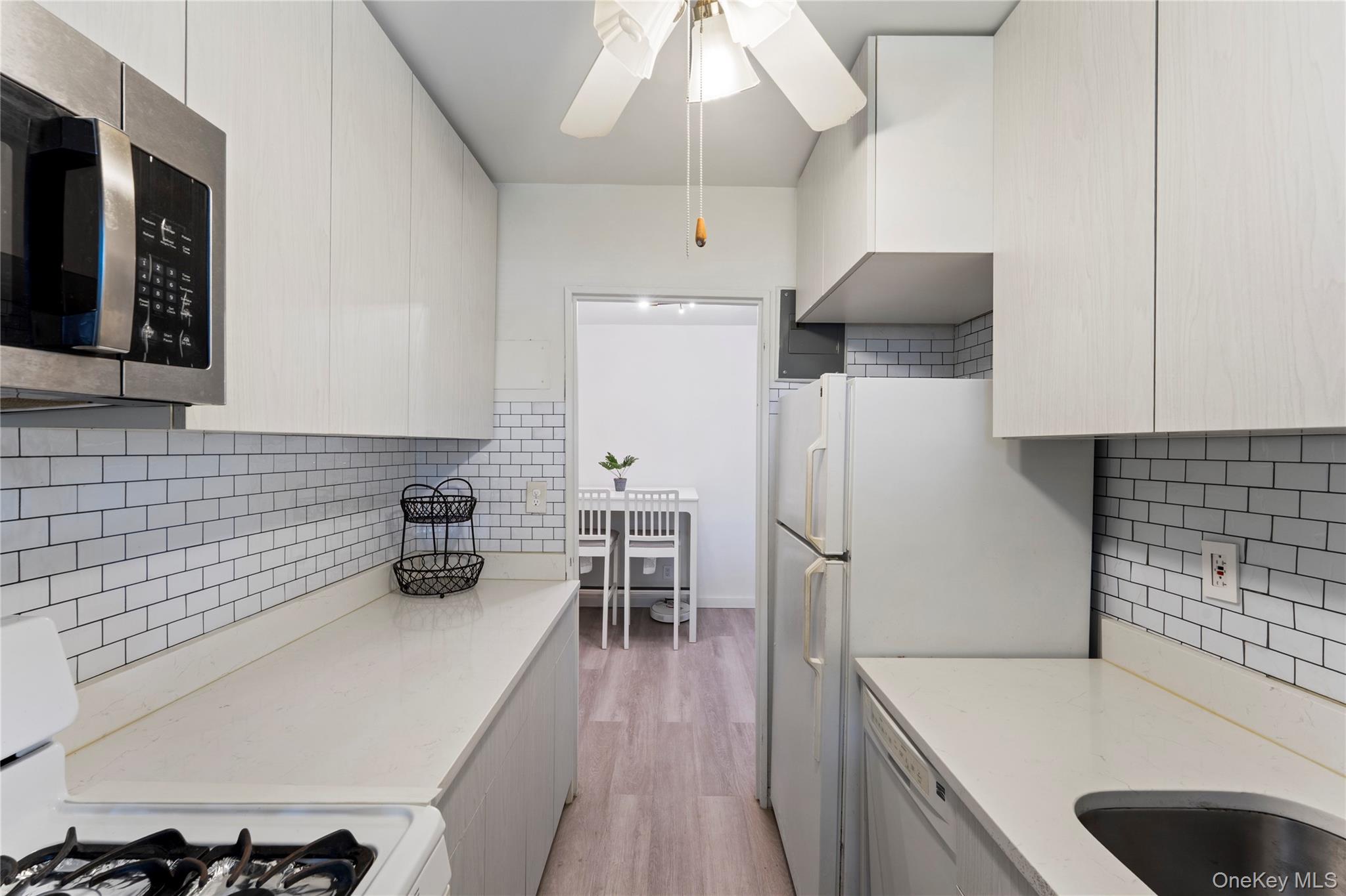 #9 photo, 249-30 63rd Avenue, Little Neck , NY 11362