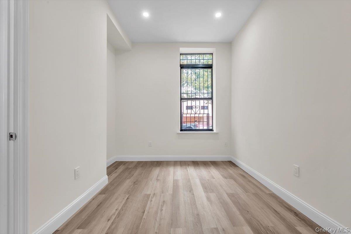 #12 photo, 442 Marion Street, ブルックリン区 Brooklyn , NY 11233