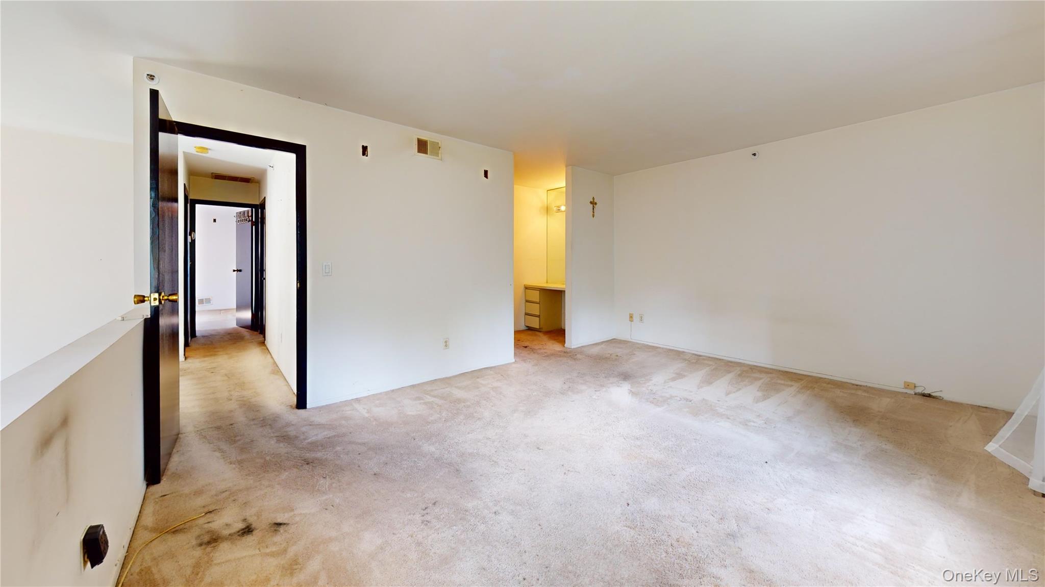 #15 photo, 414 Pine Grove Lane, Hartsdale , NY 10530