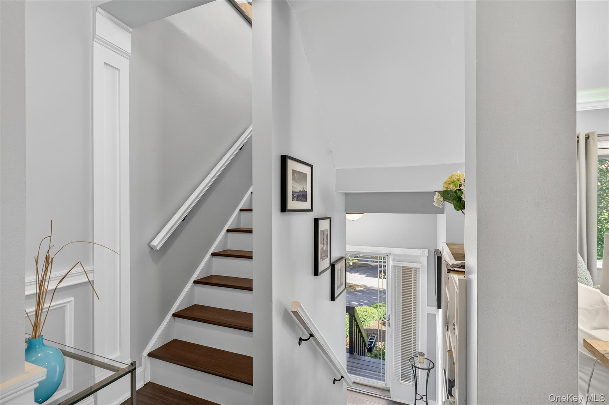 #4 photo, 8 Ledger View Court, Highland Mills , NY 10930