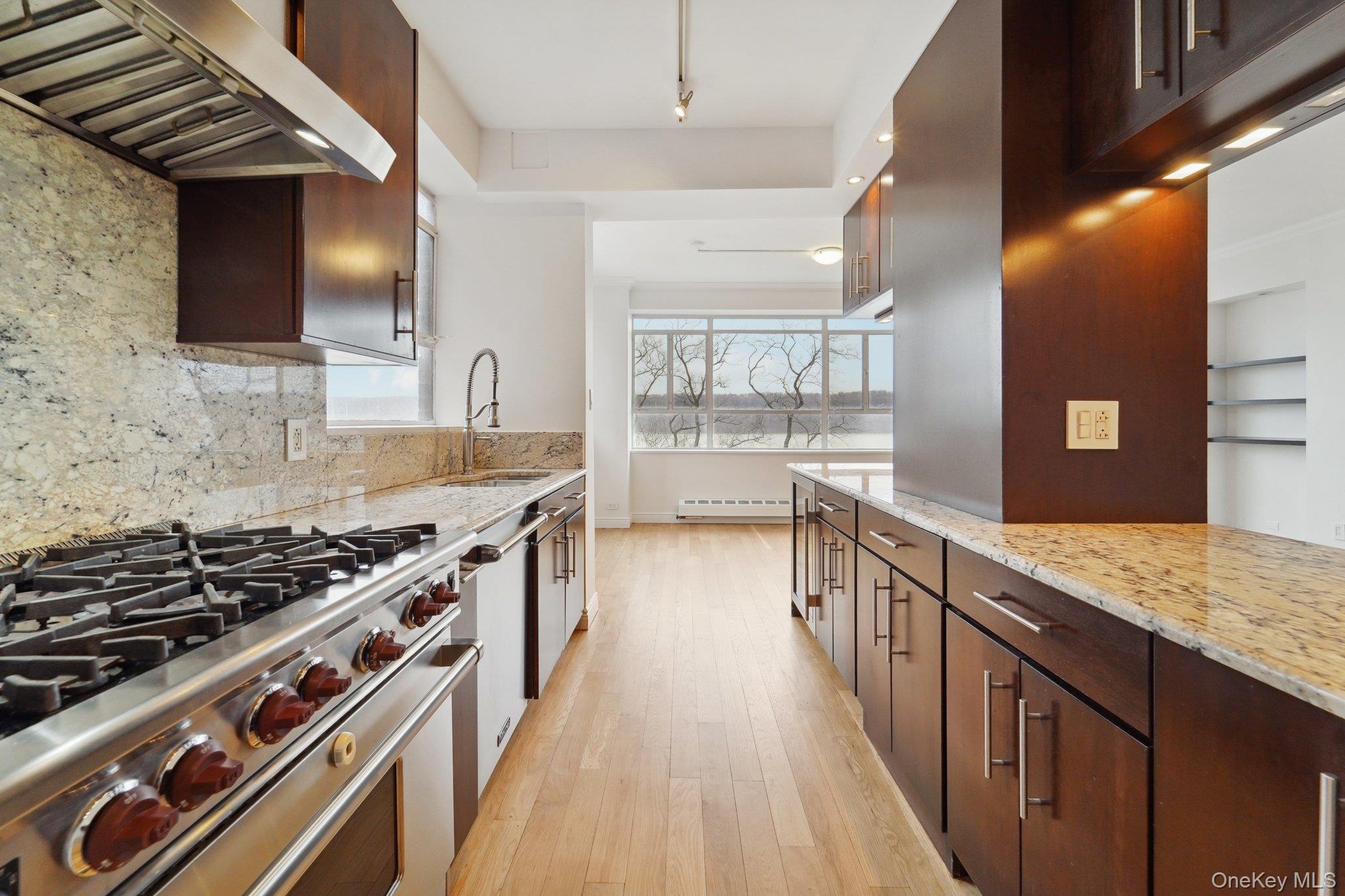 #2 photo, 2727 Palisade Avenue, Bronx , NY 10463