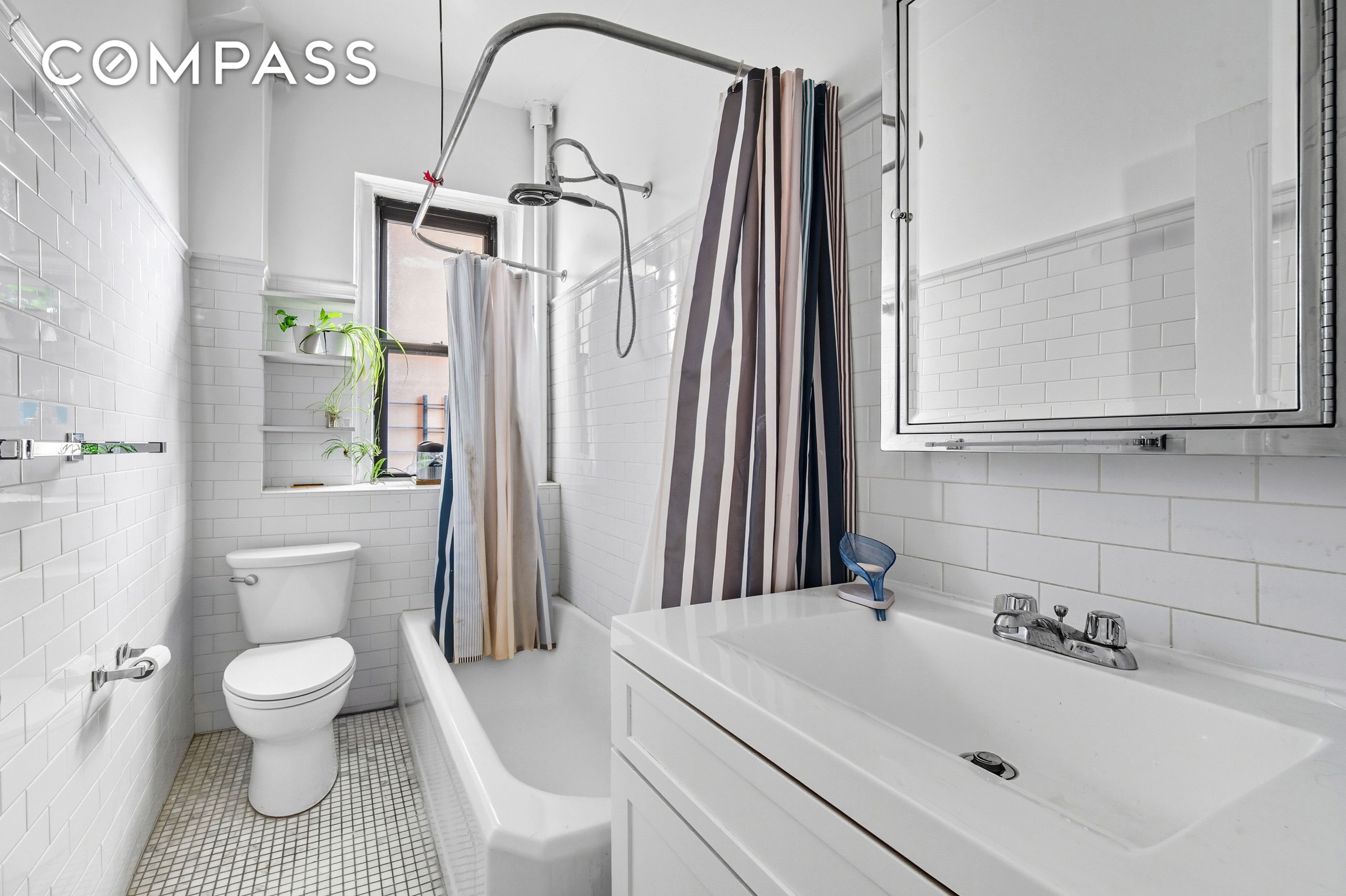 #8 photo, 418 Central Park W, マンハッタン Upper West Side , NY 10025