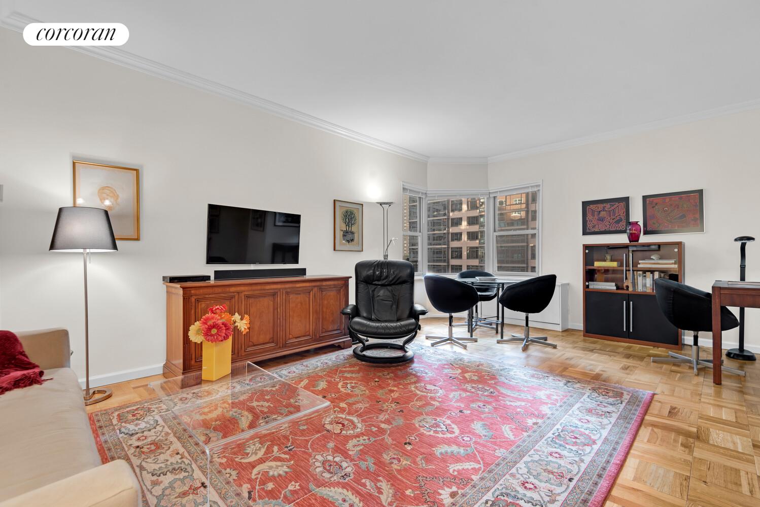 #1 photo, 360 E 72ND Street, Lenox Hill , NY 10021