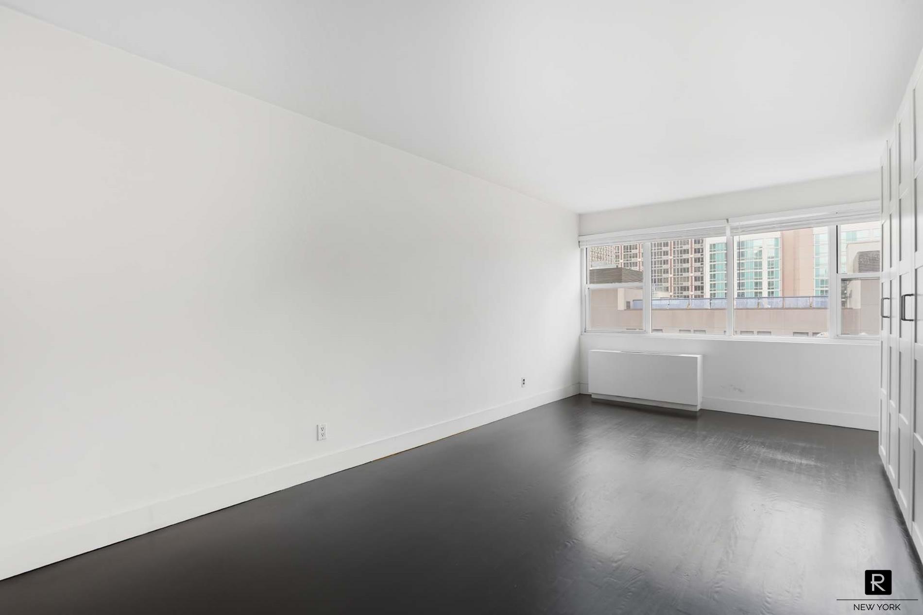 #11 photo, New York City, Upper East Side , NY 10128