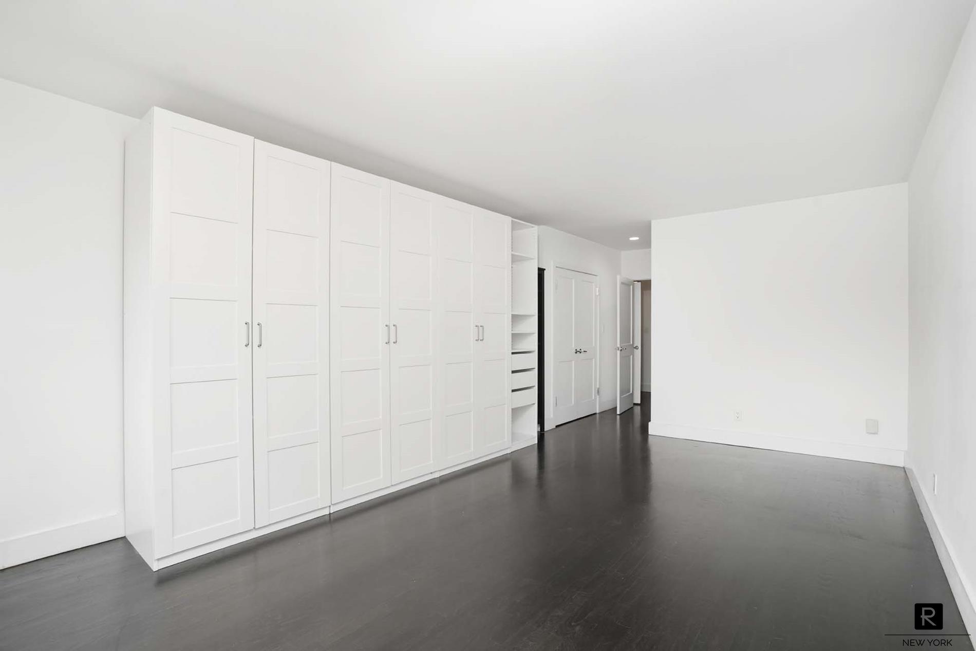 #12 photo, New York City, Upper East Side , NY 10128