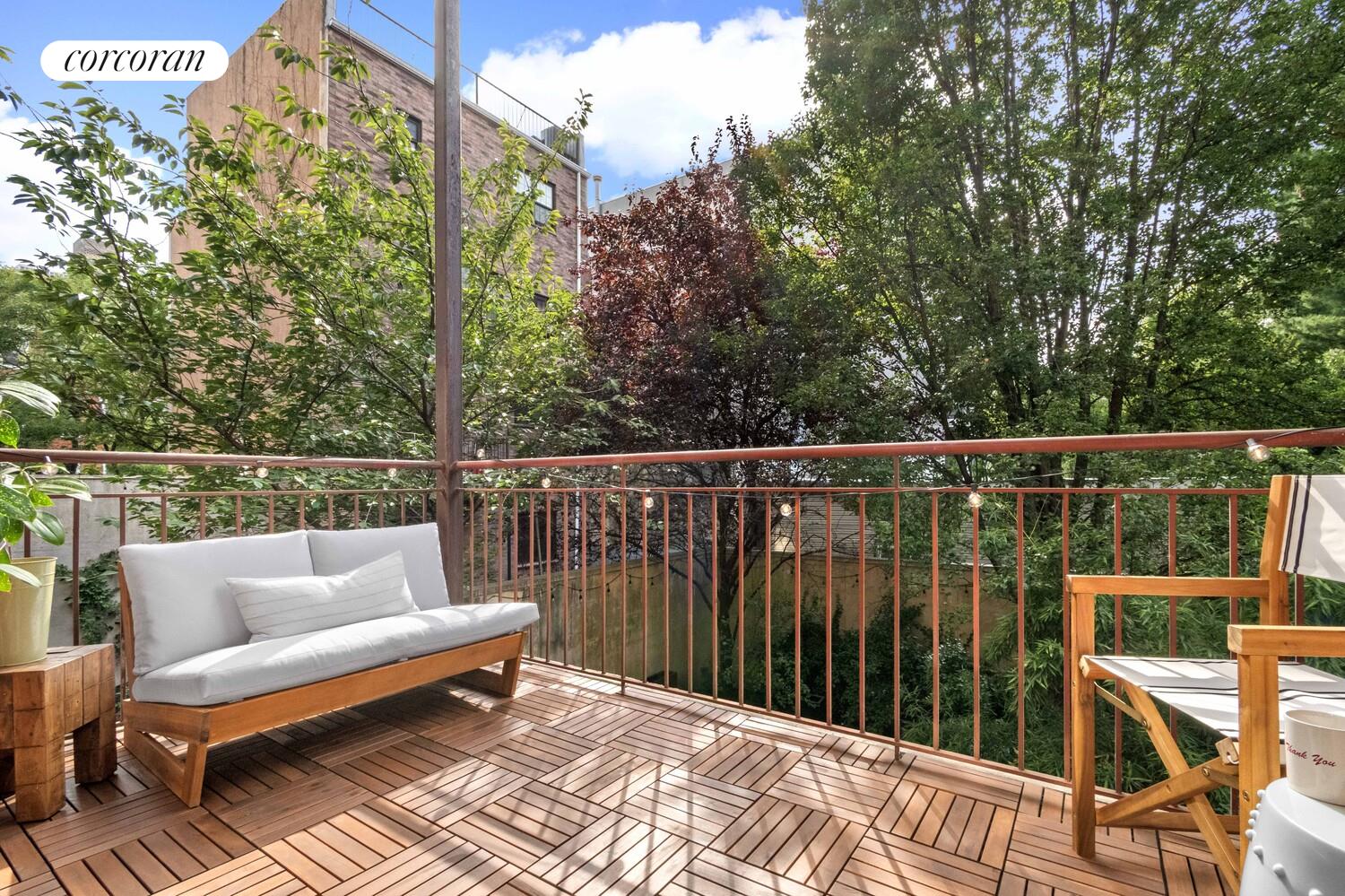 #5 photo, 151 MANHATTAN Avenue, ブルックリン区 Williamsburg,South , NY 11206