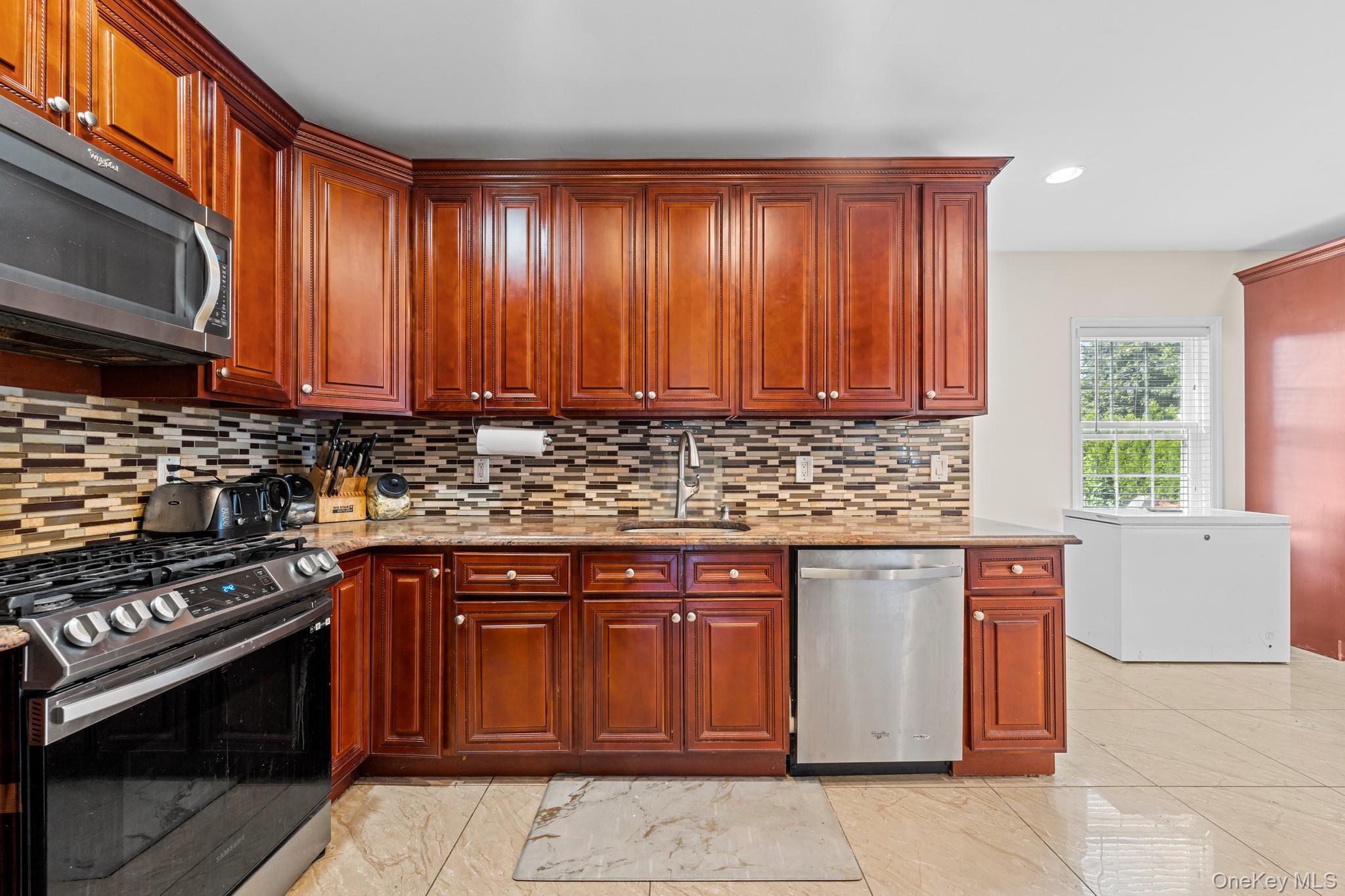 #11 photo, 226 Franklin Street, Elmont , NY 11003