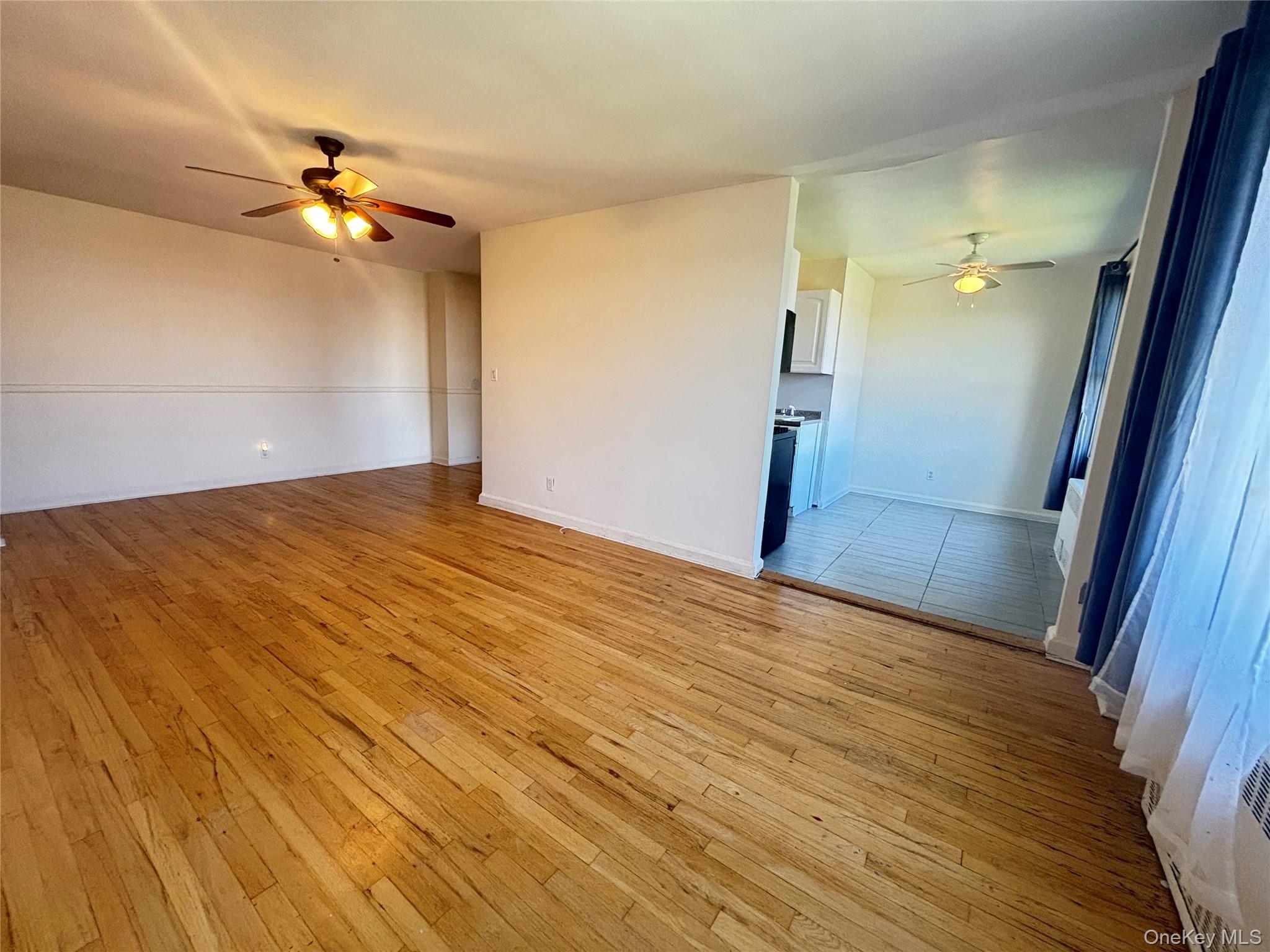 #12 photo, 320 Atlantic Avenue, East Rockaway , NY 11518