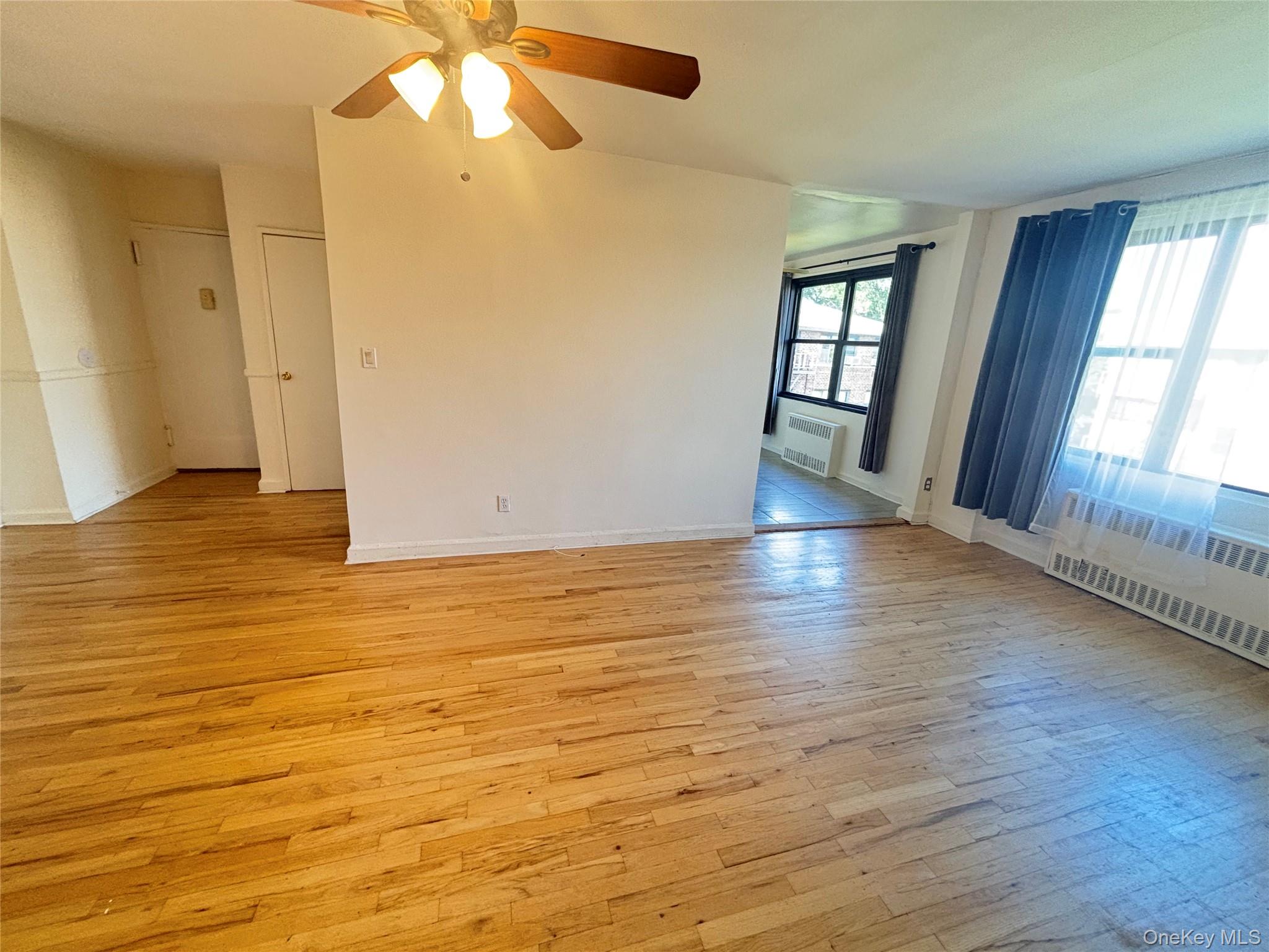 #13 photo, 320 Atlantic Avenue, East Rockaway , NY 11518