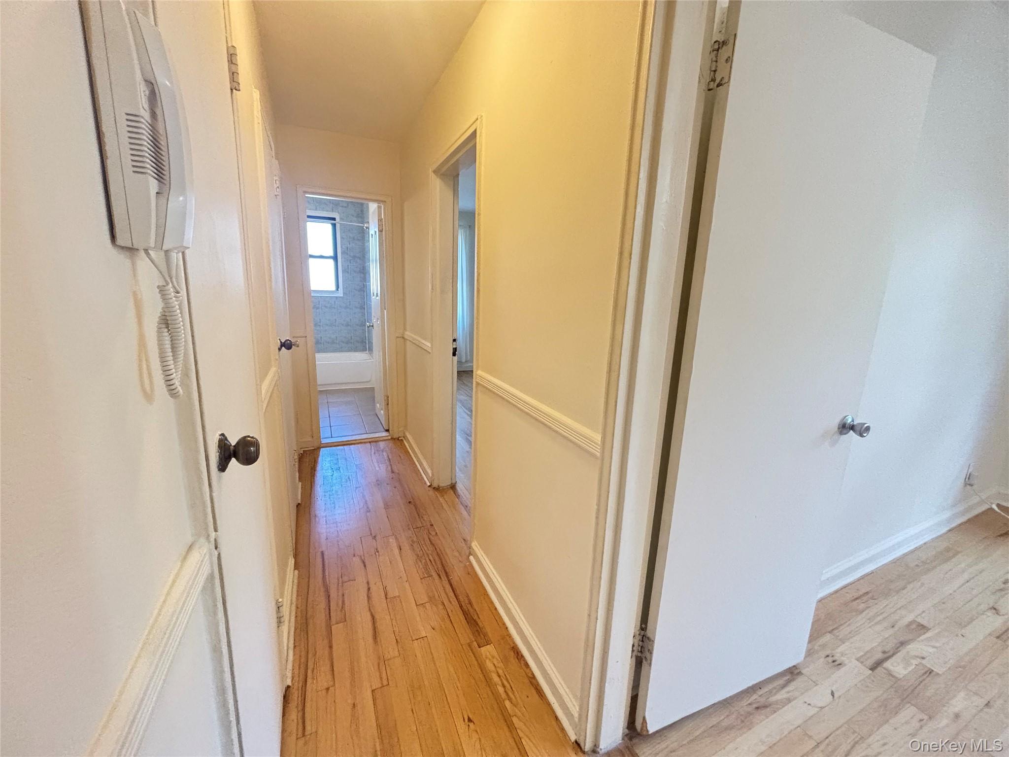 #15 photo, 320 Atlantic Avenue, East Rockaway , NY 11518