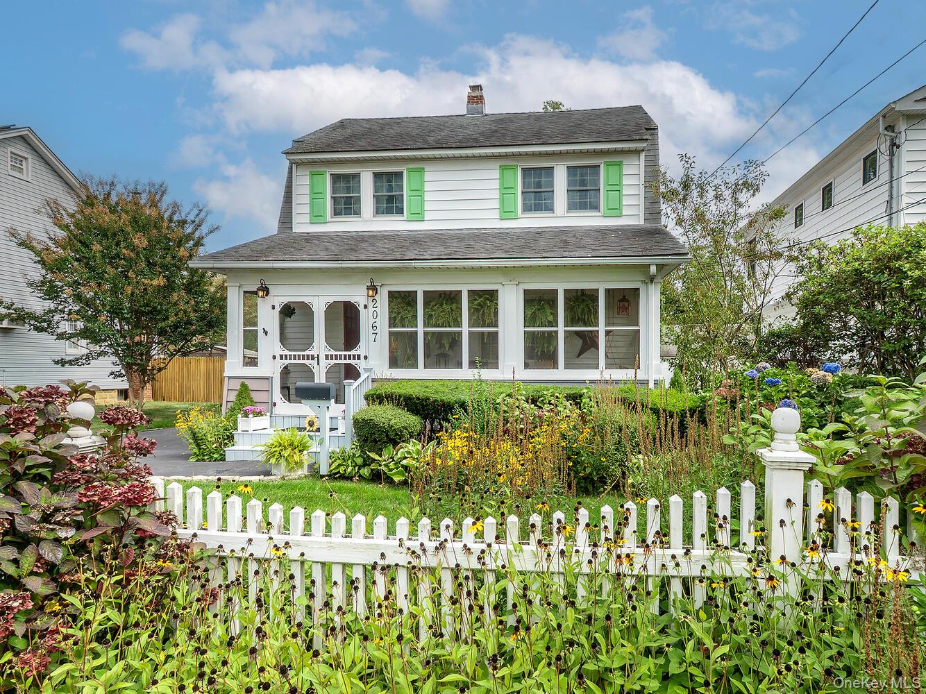 #5 photo, 2067 Jackson Avenue, Seaford , NY 11783