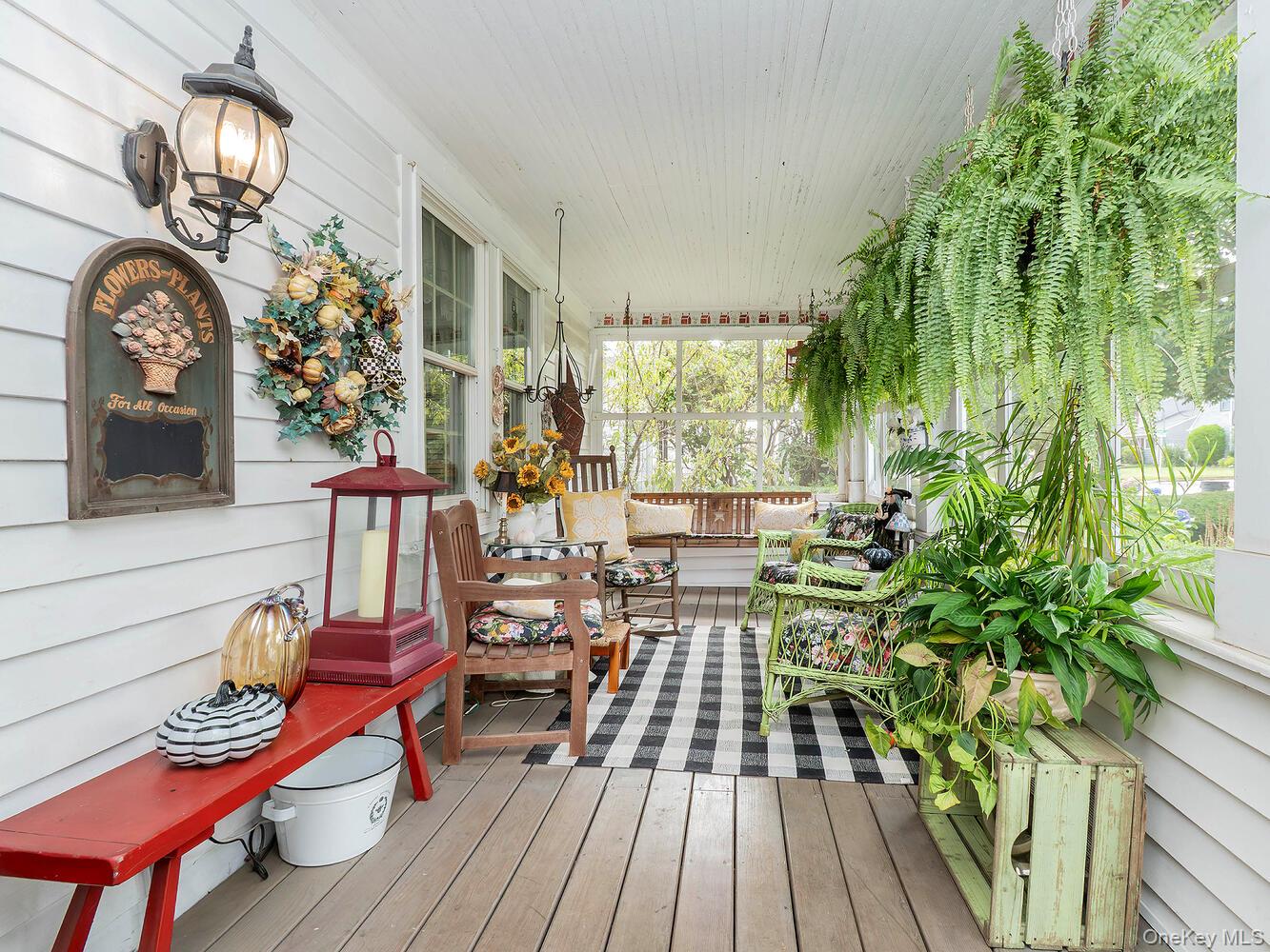 #6 photo, 2067 Jackson Avenue, Seaford , NY 11783