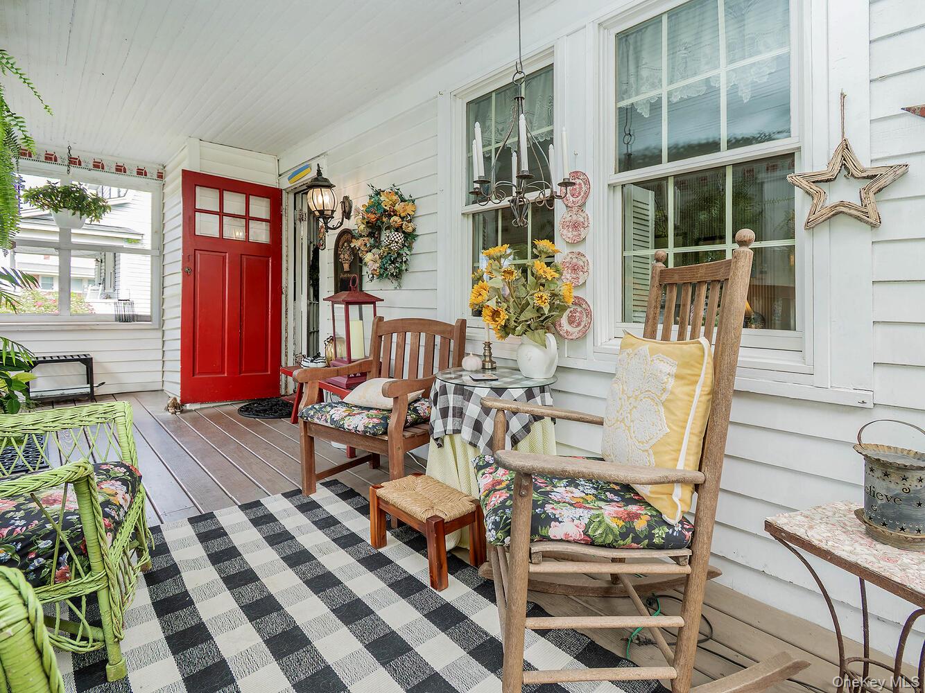 #8 photo, 2067 Jackson Avenue, Seaford , NY 11783