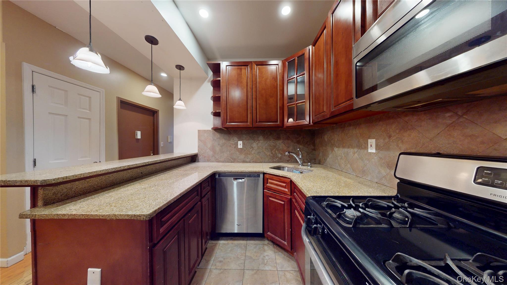 #5 photo, 2849 Cropsey Avenue, ブルックリン区 Brooklyn , NY 11214