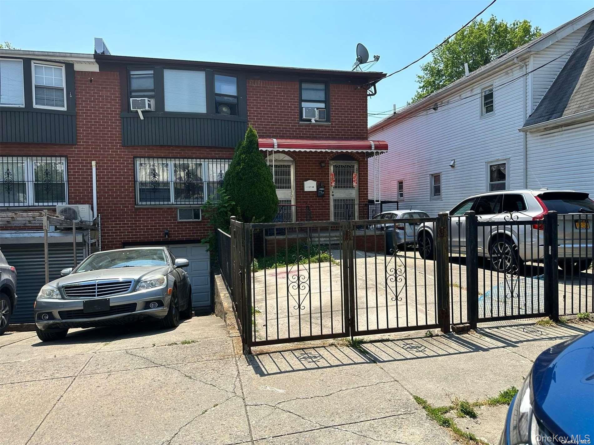 #6 photo, 137-38 Kalmia Avenue, Flushing , NY 11355