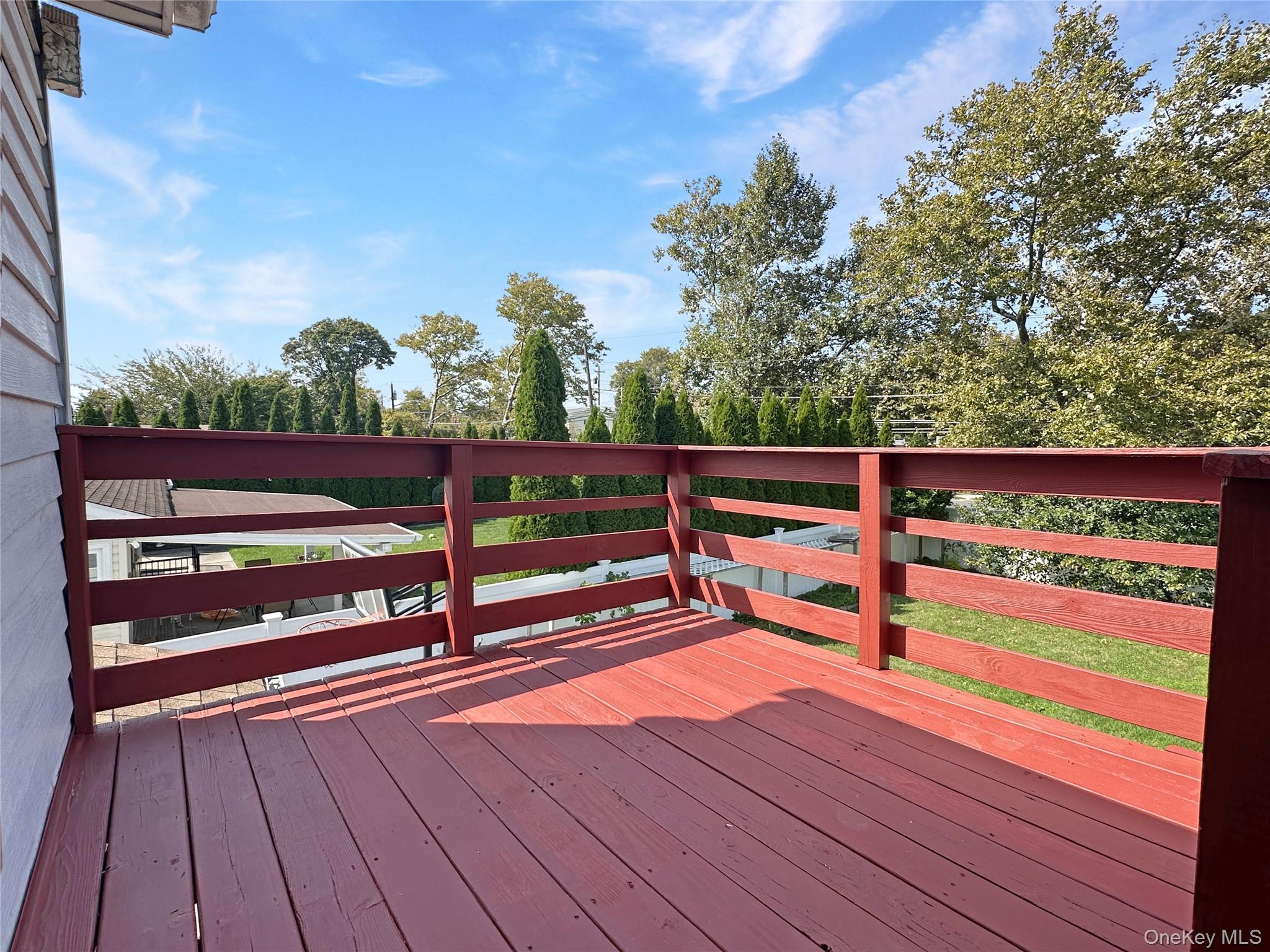 #20 photo, 245 Dartmouth Drive, हिक्सविले Hicksville , NY 11801