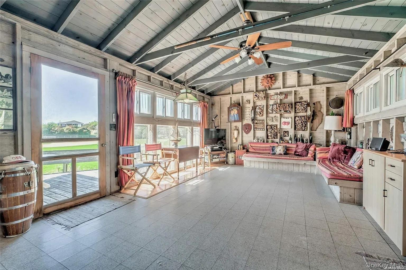 #4 photo, 17 Superior Street, サフォーク郡 Ocean Bay Park , NY 11770