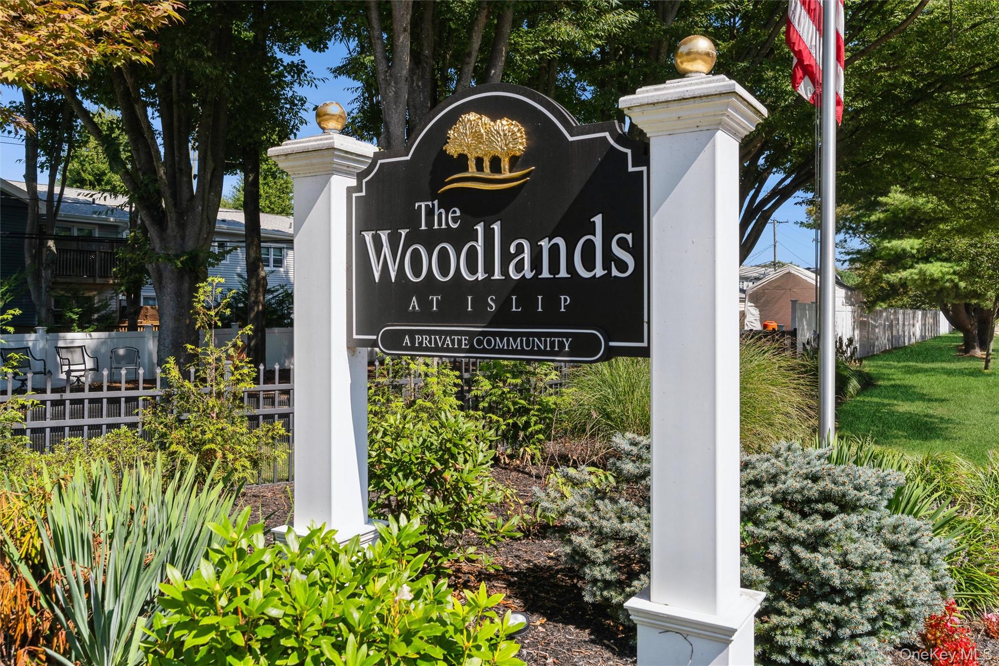 #1 photo, 74 Finch Lane, सफ़ोक काउंटी Islip , NY 11751