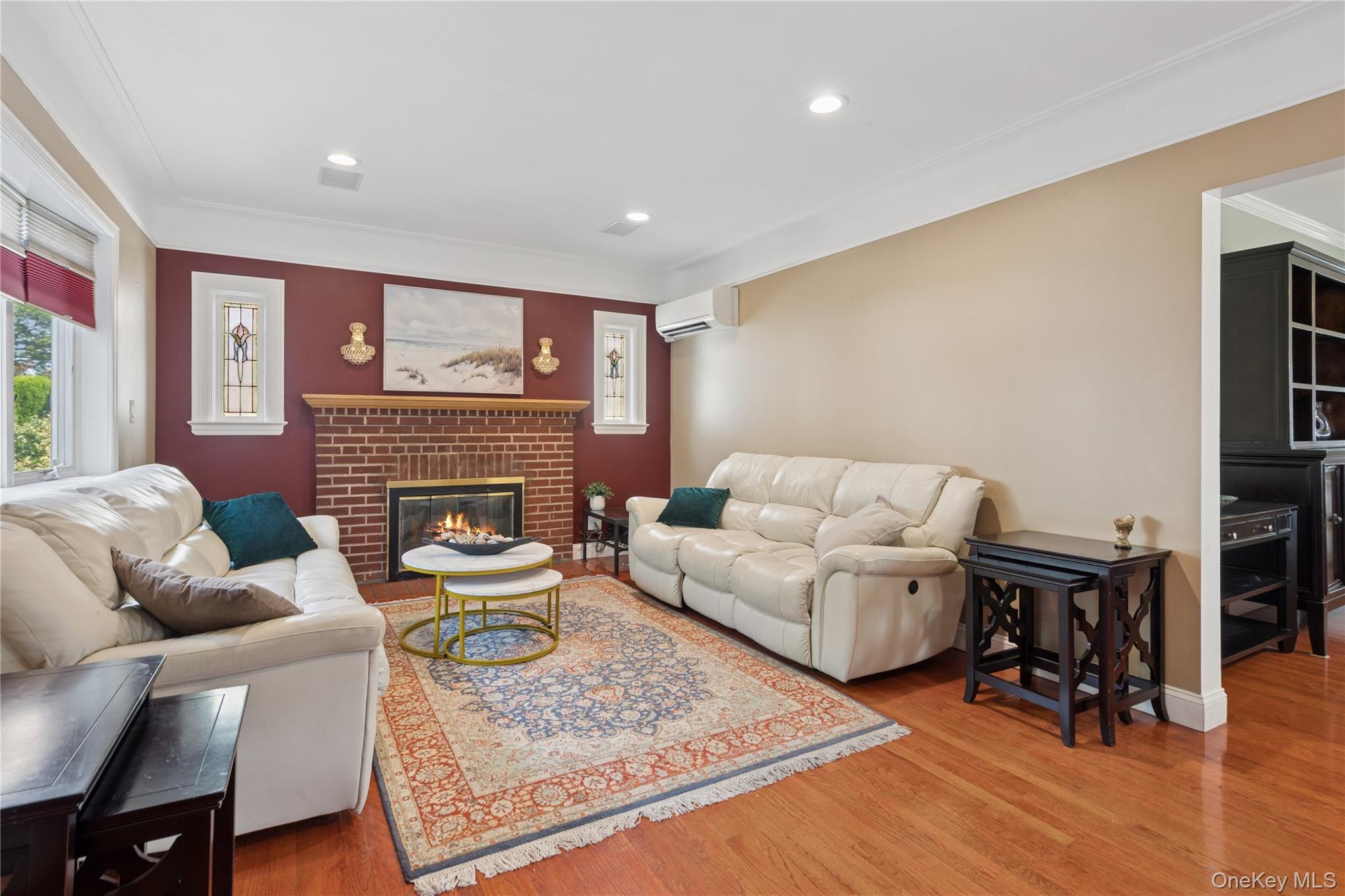 #4 photo, 95 Liberty Boulevard, Valley Stream , NY 11580