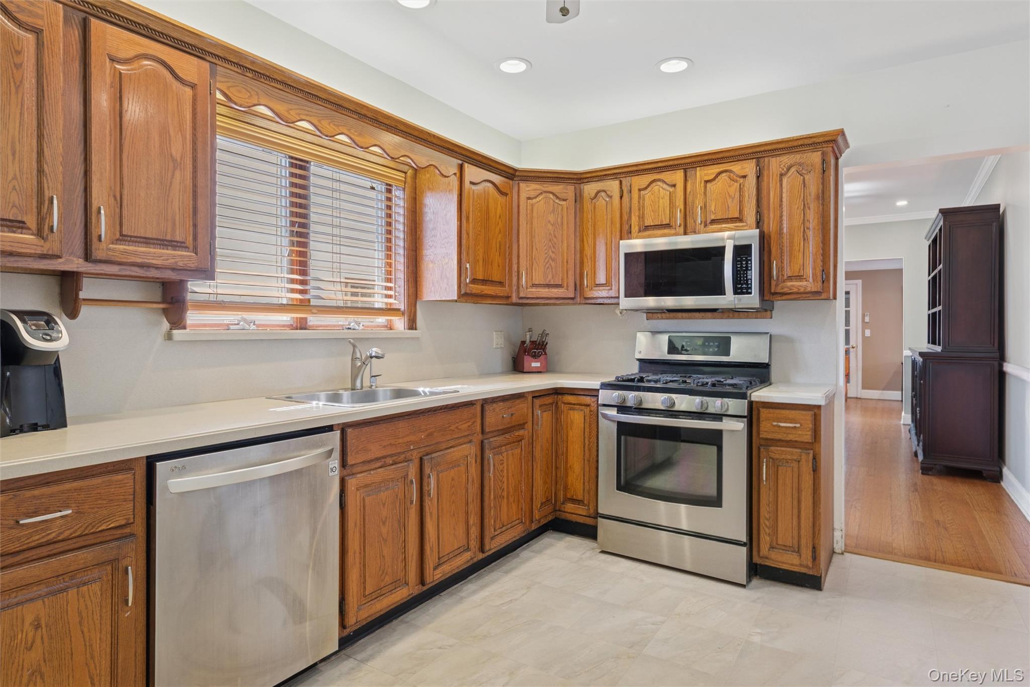 #7 photo, 95 Liberty Boulevard, Valley Stream , NY 11580