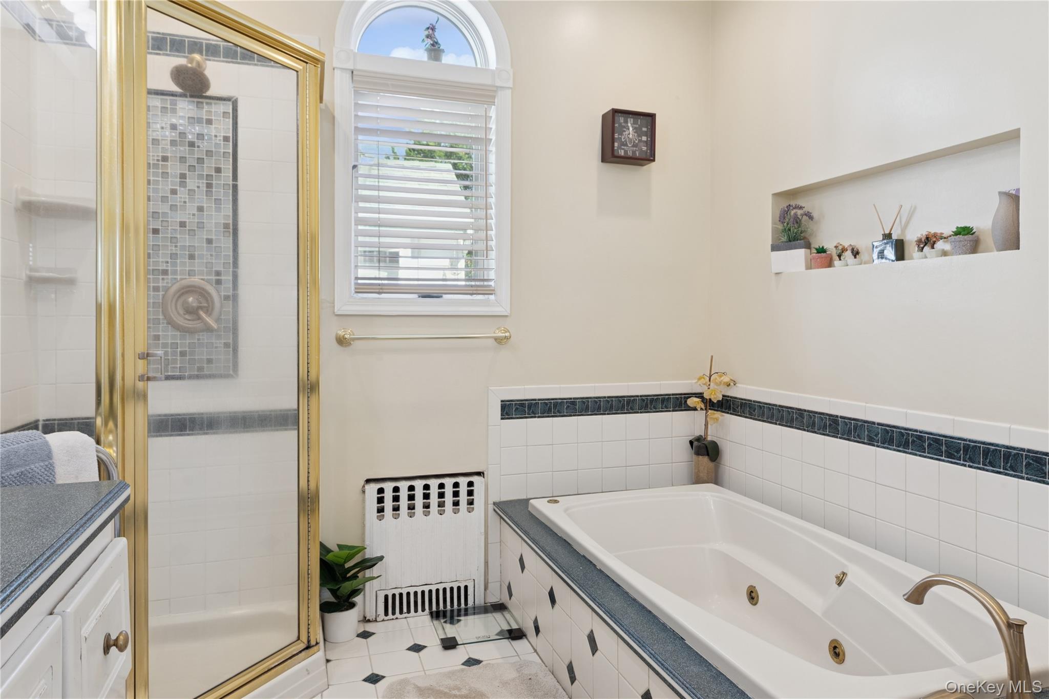 #9 photo, 95 Liberty Boulevard, Valley Stream , NY 11580